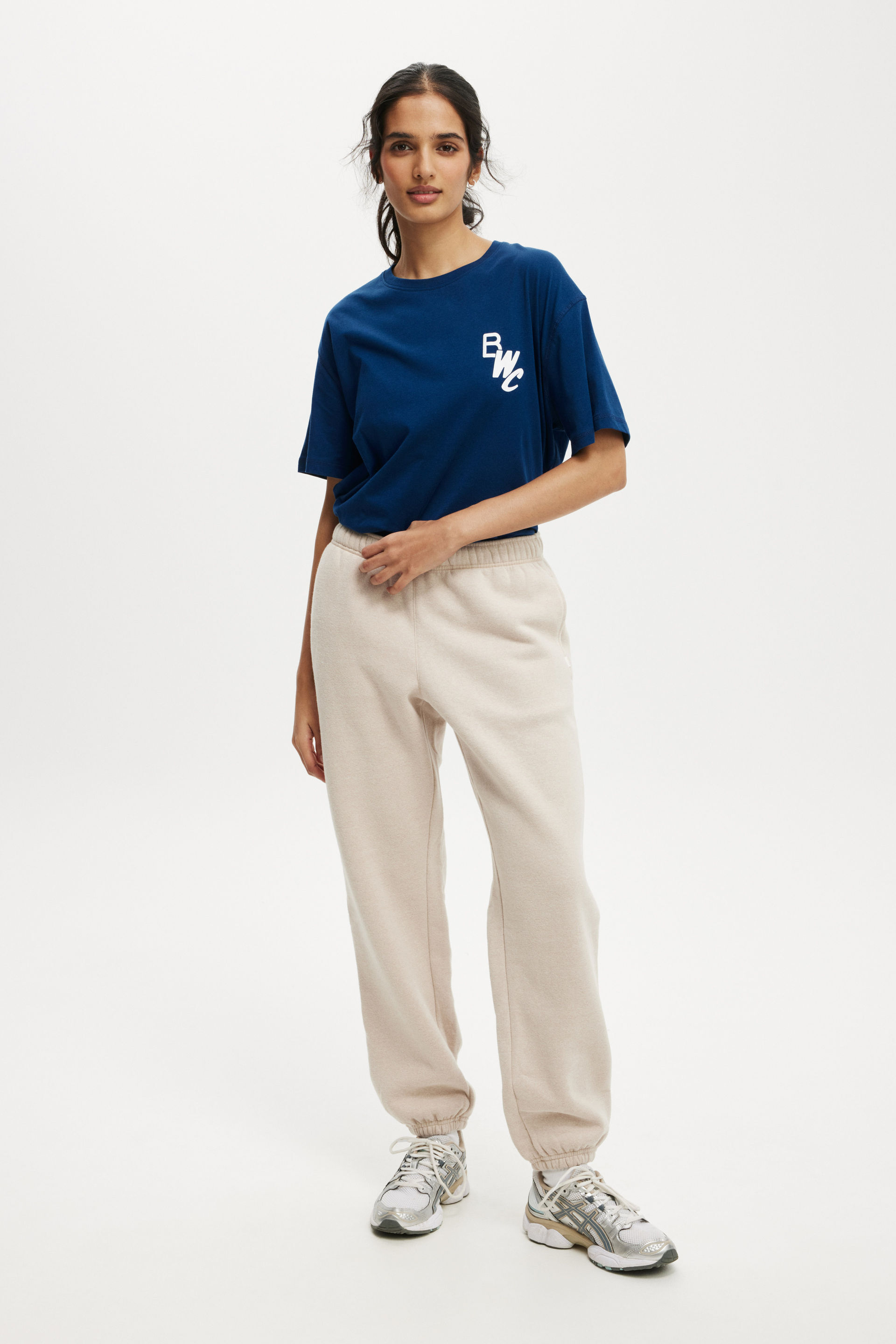 10101-plush-essential-gym-sweatpant-sesame-marle-1.jpg