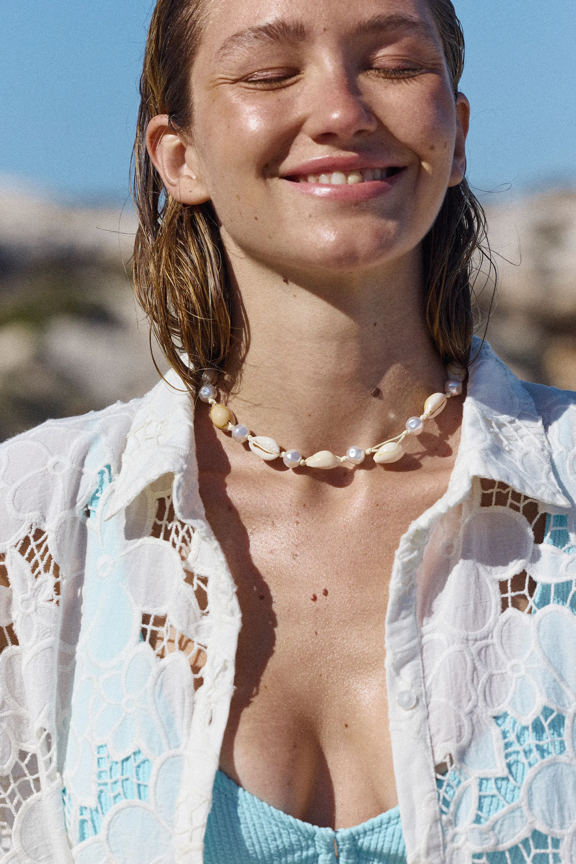 11239-the-floral-vacation-beach-shirt-white-floral-1.jpg