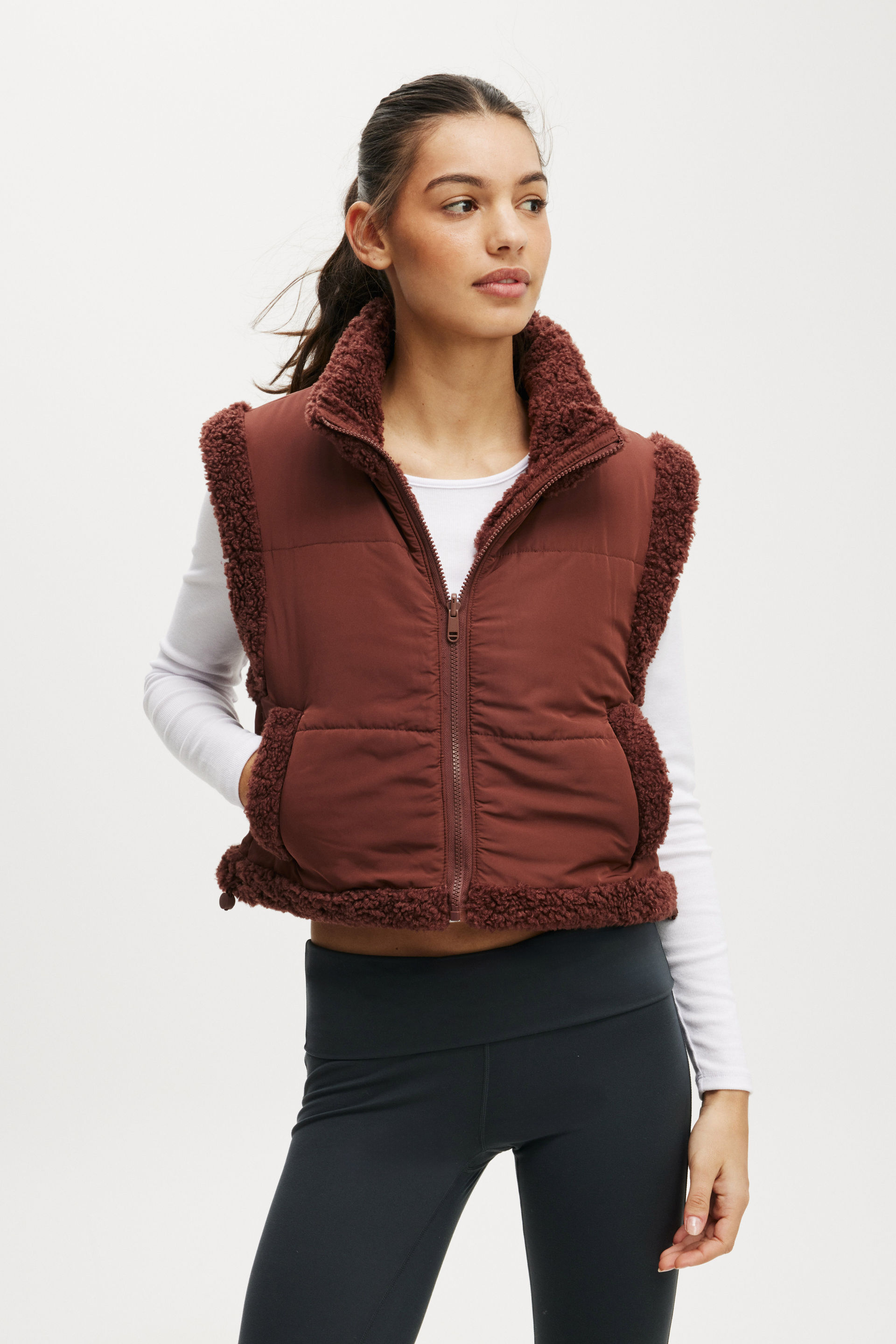 Mother Puffer Sherpa Reversible Vest cappuccino