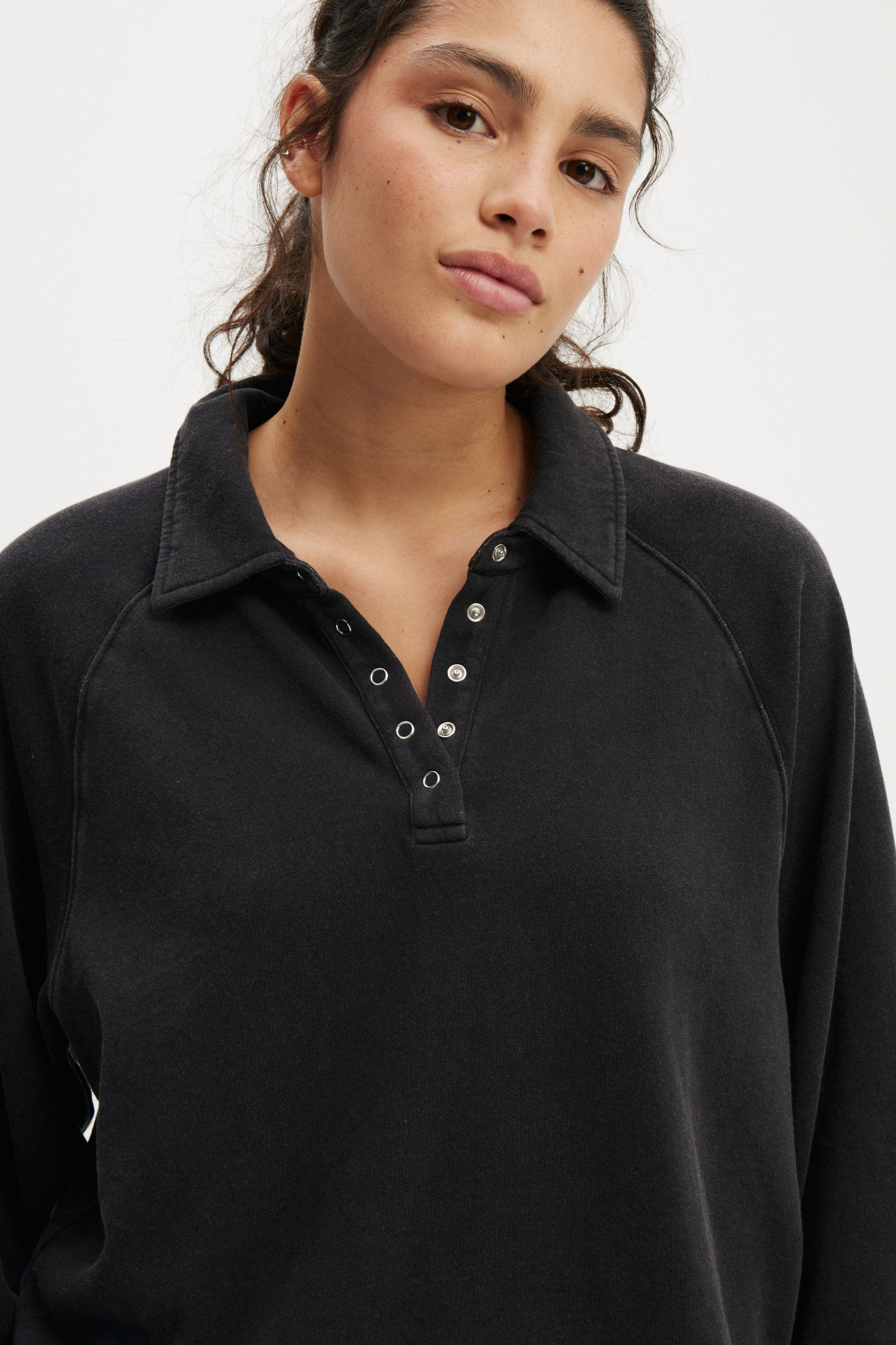 11614-oversized-collared-lounge-fleece-sweater-washed-black-1.jpg