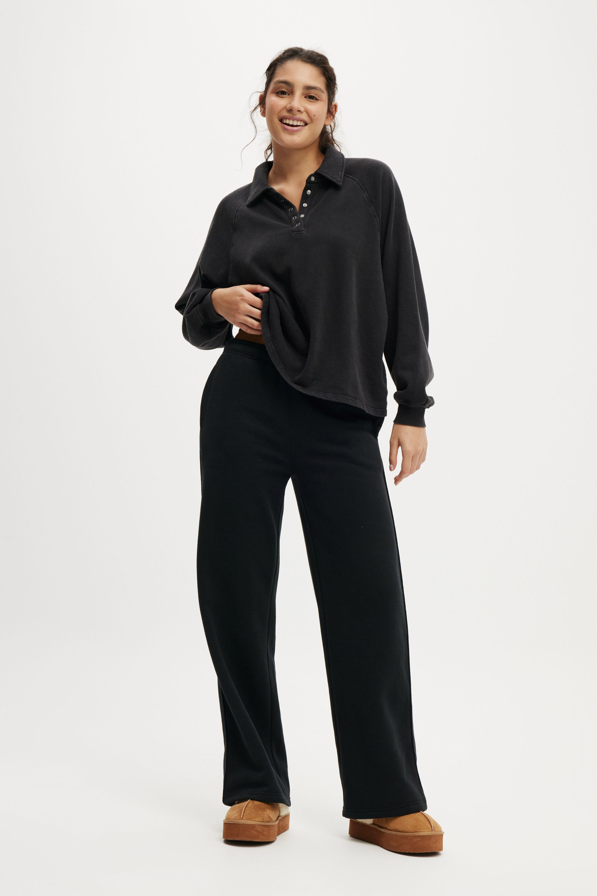 11614-oversized-collared-lounge-fleece-sweater-washed-black-1.jpg