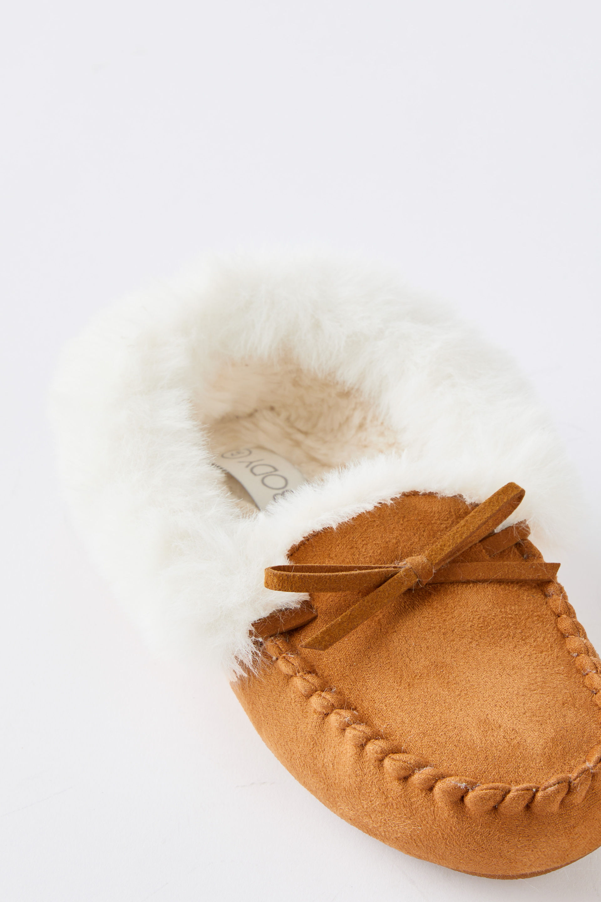 11735-moccasin-slipper-maple-syrup-1.jpg