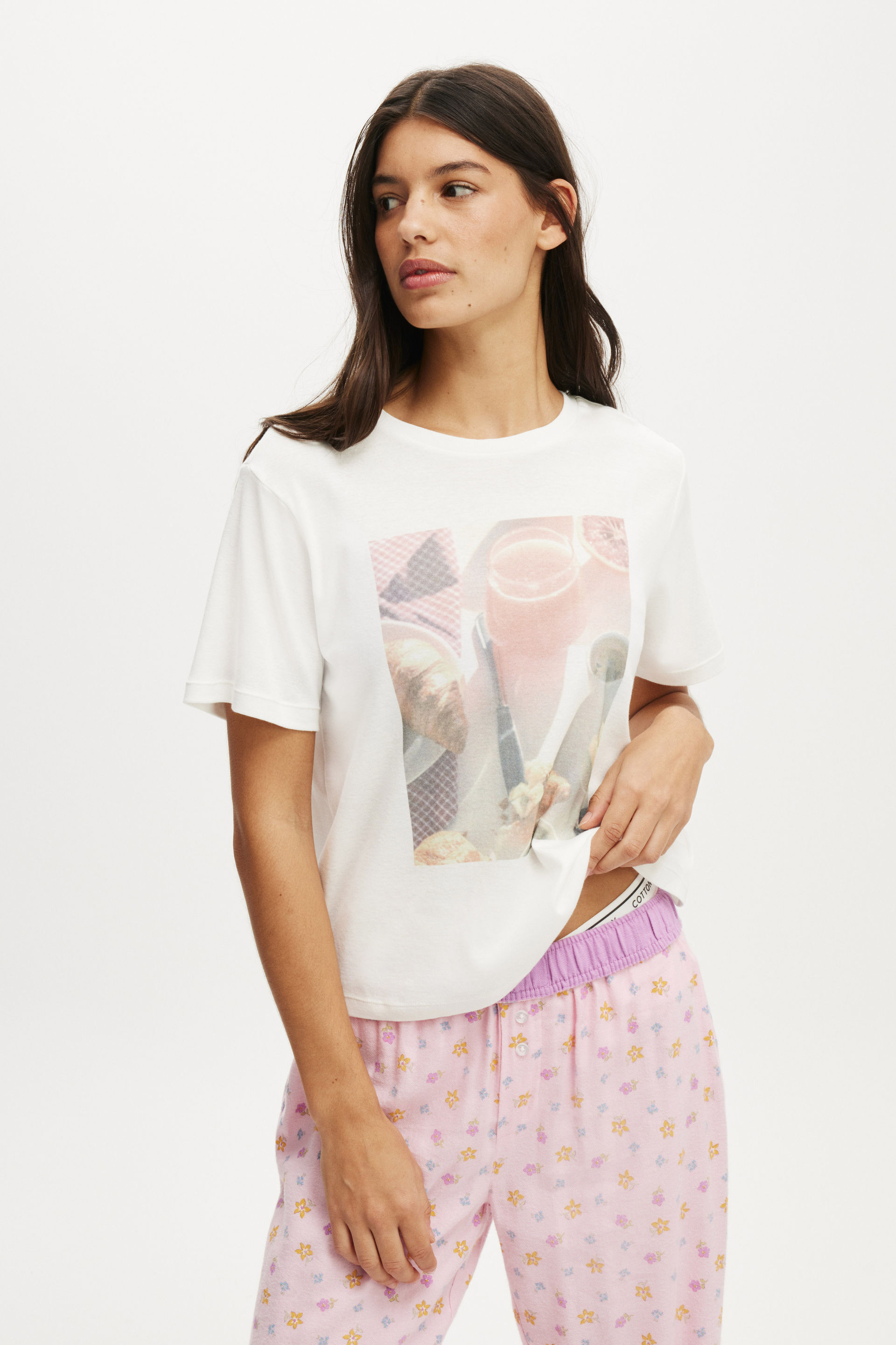 12593-lounge-graphic-tee-brunch-club-table-scape-1.jpg