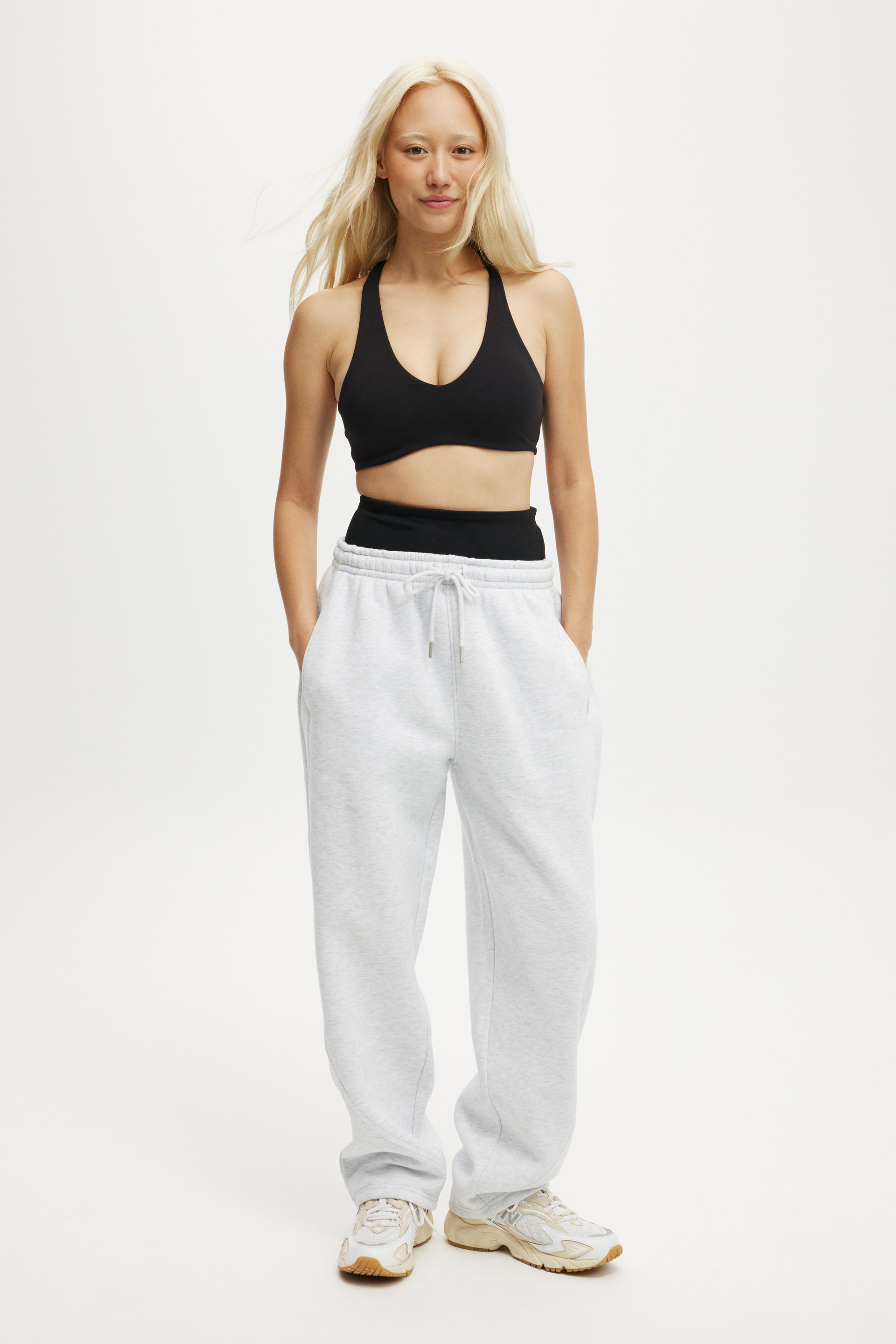Plush Essential Barrel Sweatpant cloudy grey marle