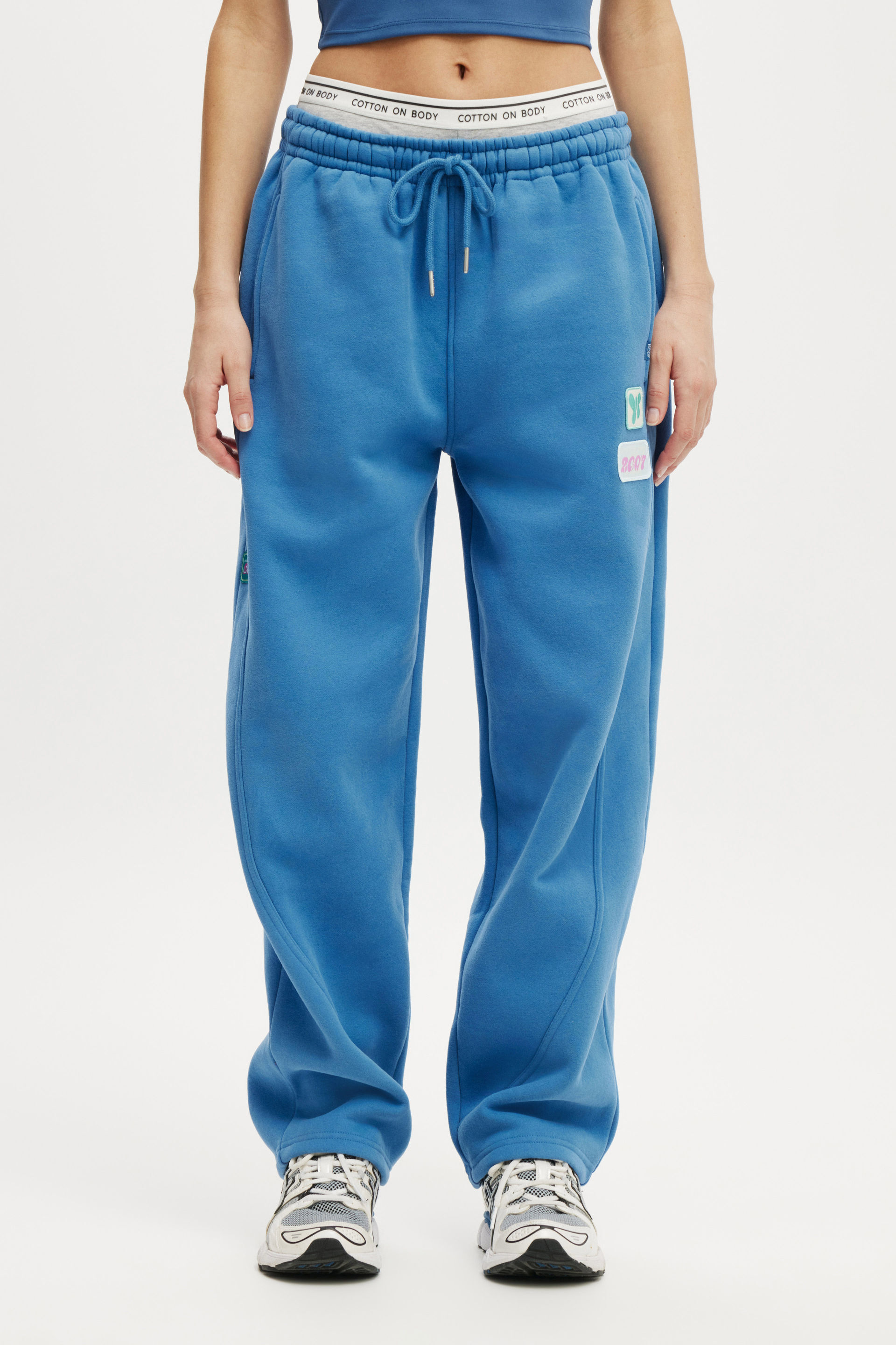12854-plush-essential-barrel-sweatpant-evening-tide-badge-1.jpg