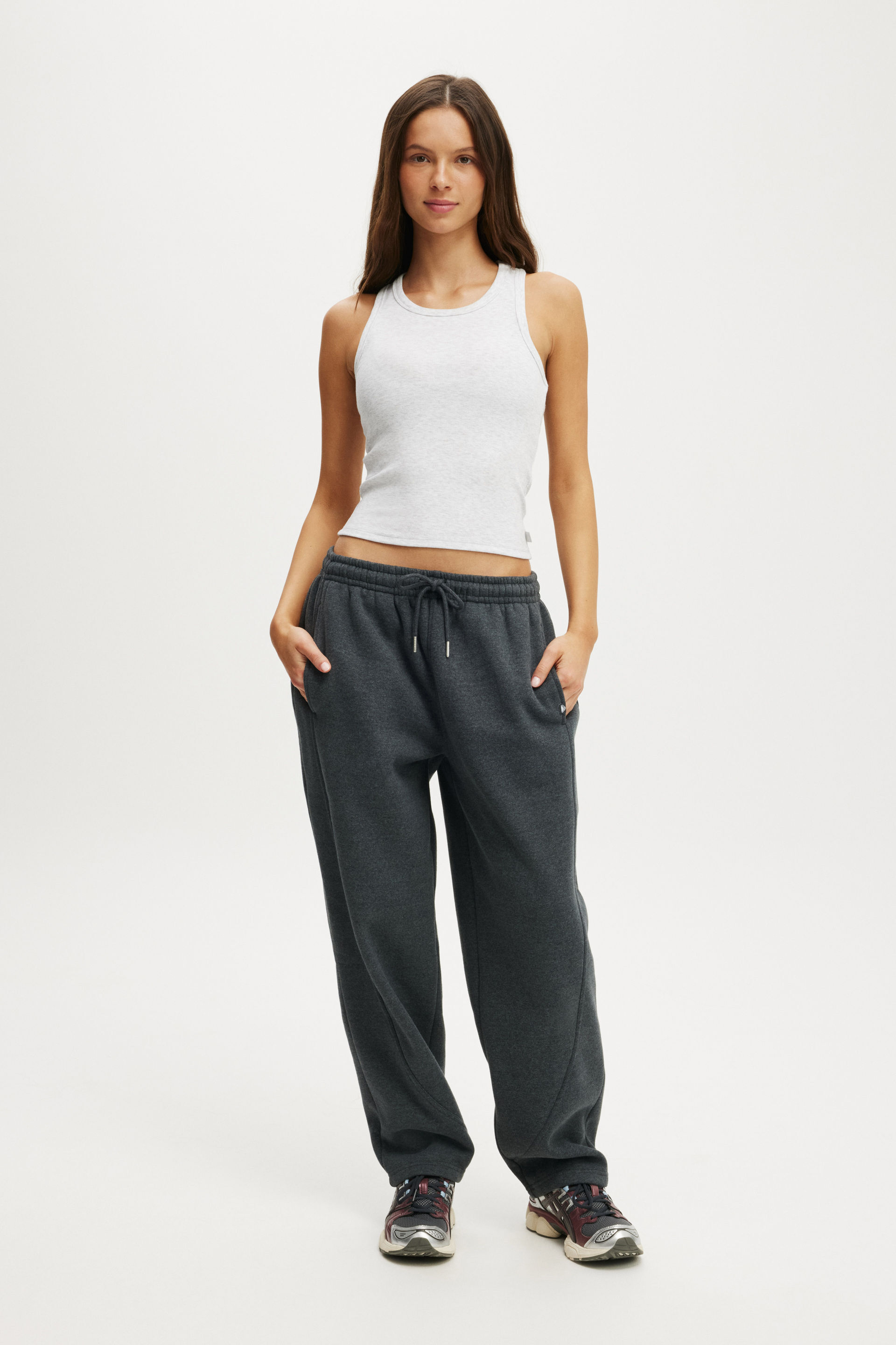 Plush Essential Barrel Sweatpant dark grey marle