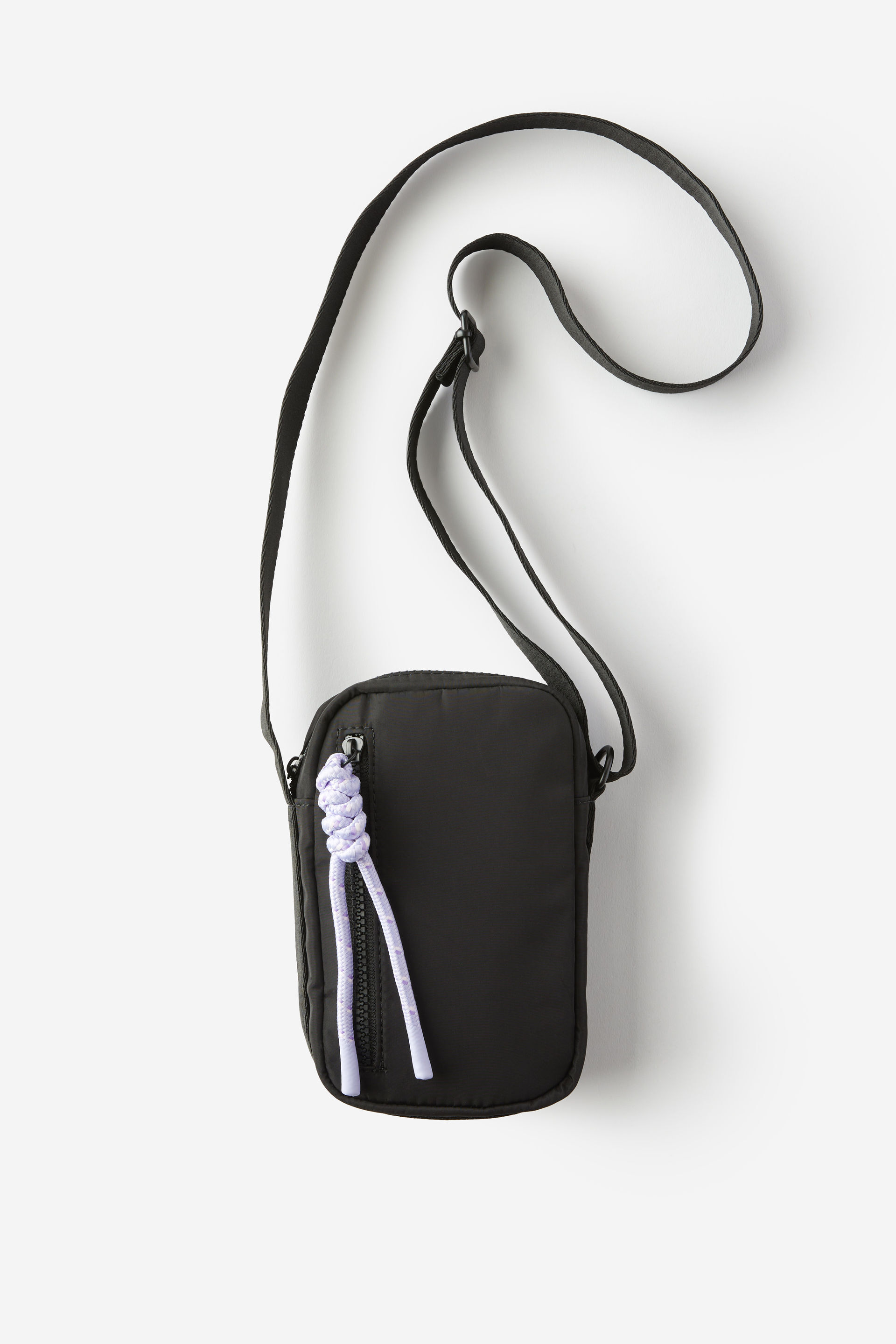 13098-crossbody-leisure-bag-black-1.jpg