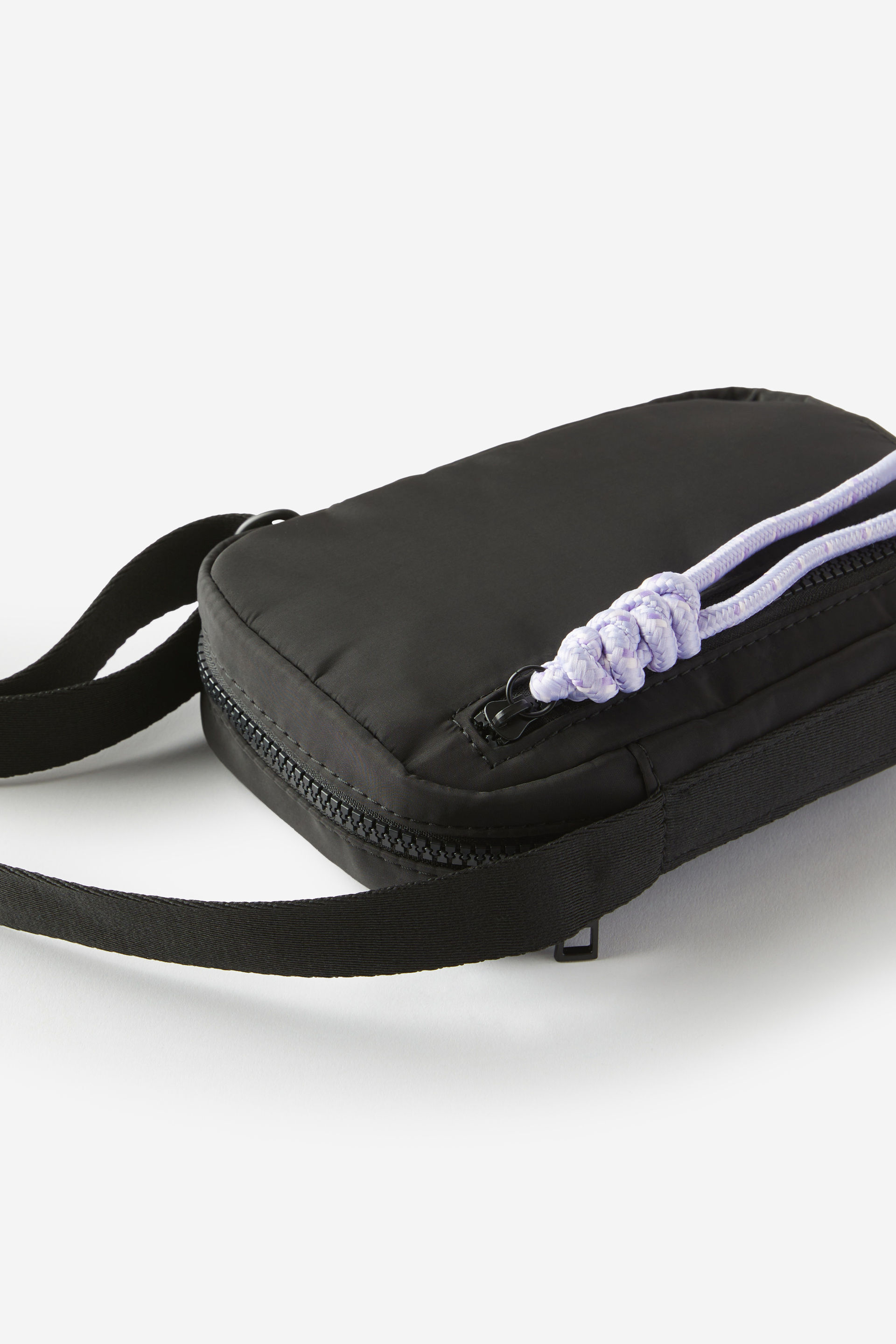 13098-crossbody-leisure-bag-black-1.jpg