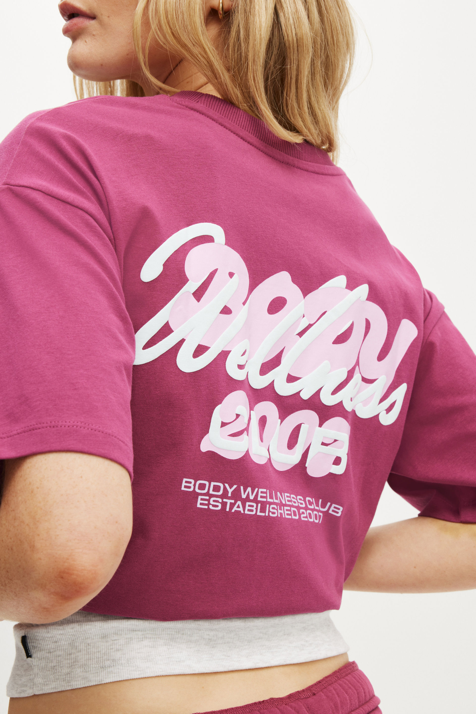 Active Graphic Tee sangria/bwc interlaced