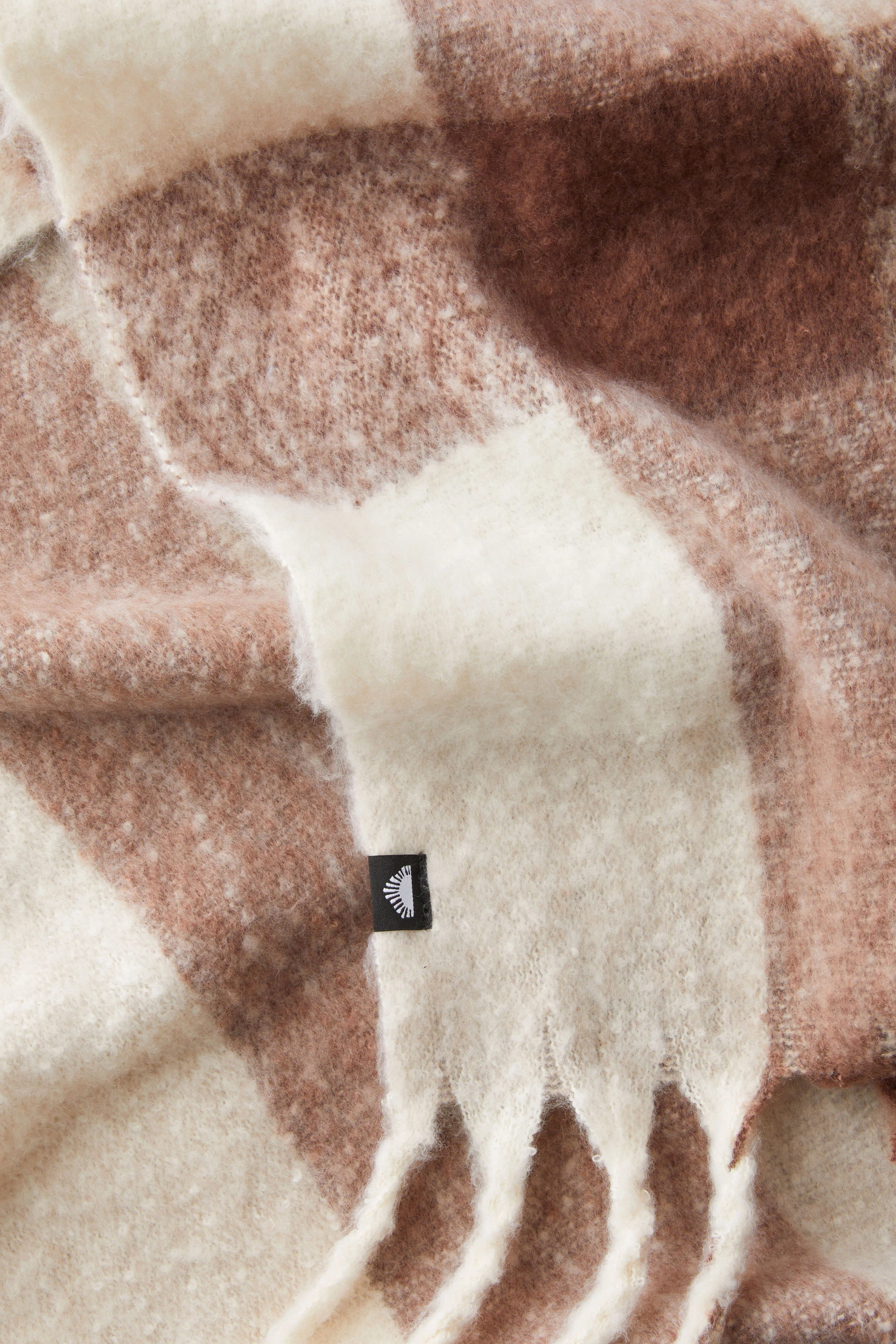 13861-body-chunky-knit-scarf-oatmeal-multi-1.jpg
