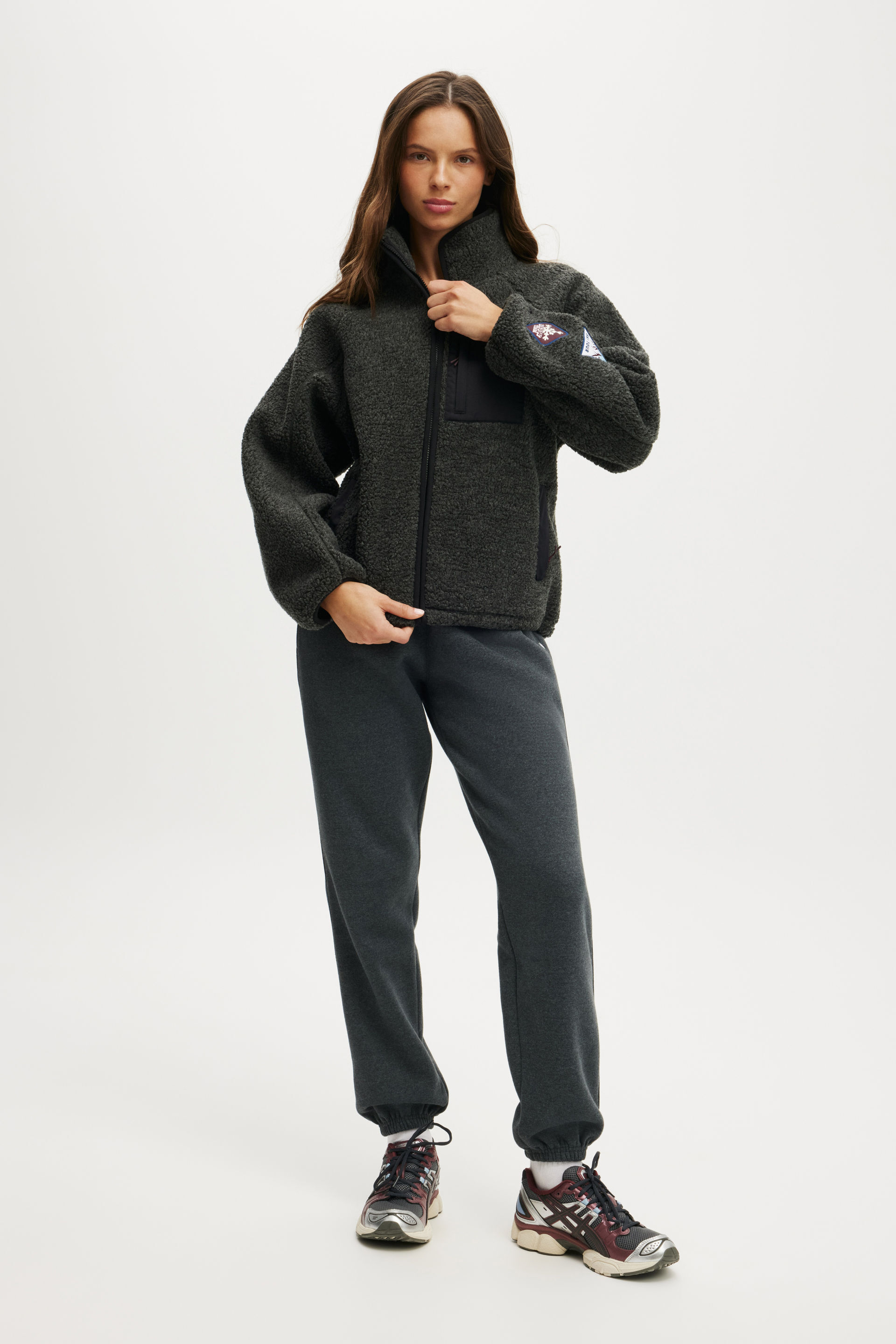 13885-trail-sherpa-zip-through-charcoal-marle-ski-badge-1.jpg