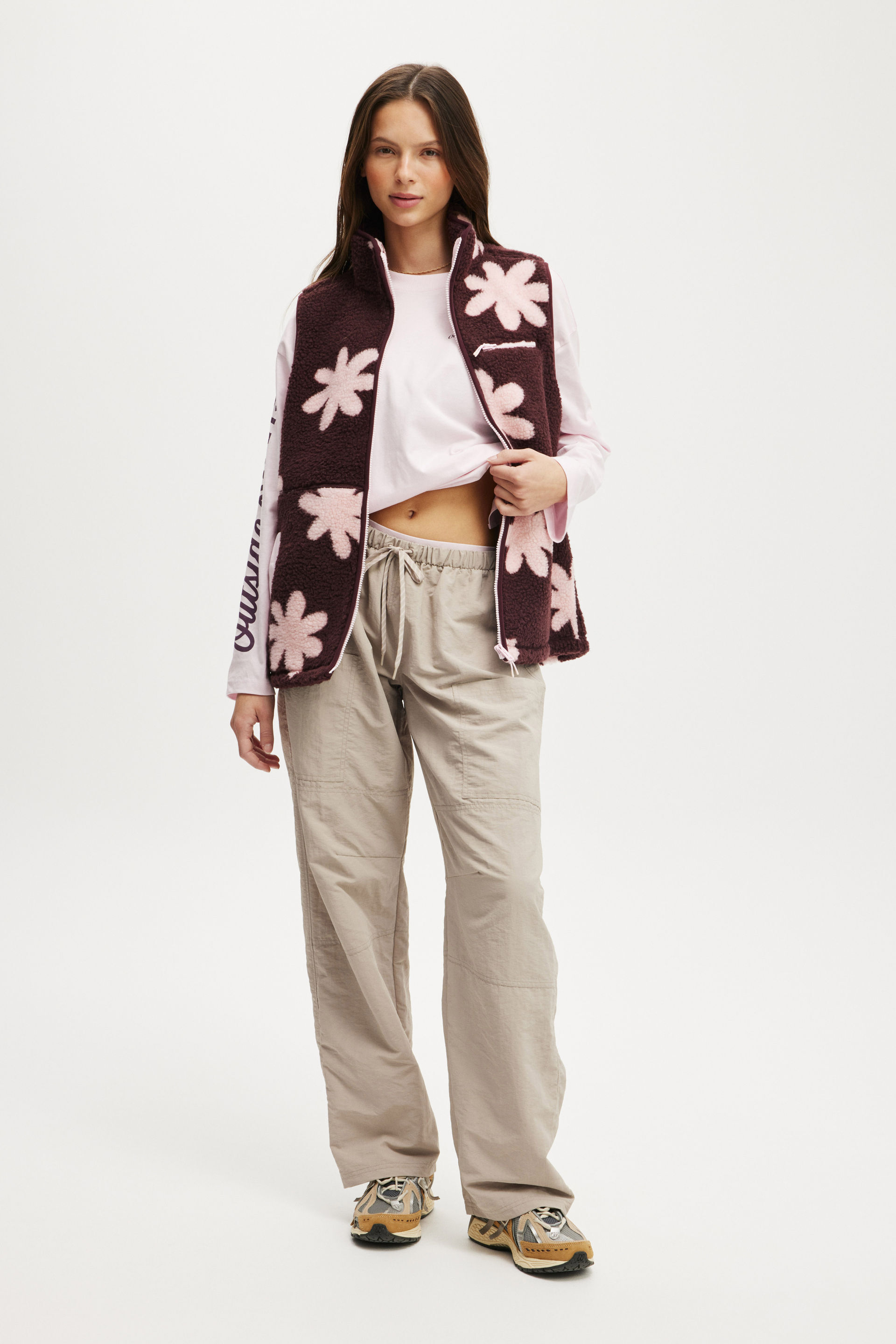 13917-peak-sherpa-vest-cherry-ripe-cherry-dream-flower-1.jpg