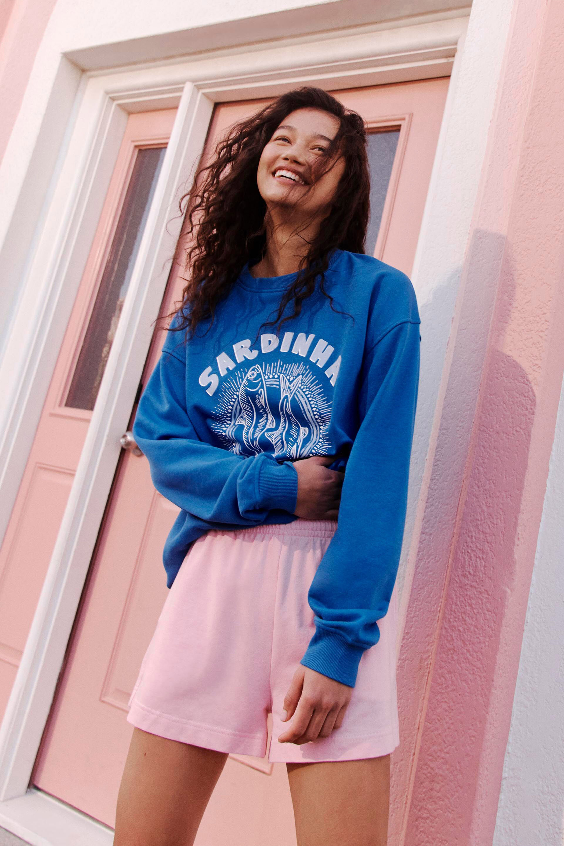 Classic Graphic Crew Sweatshirt sardinha/pacific blue