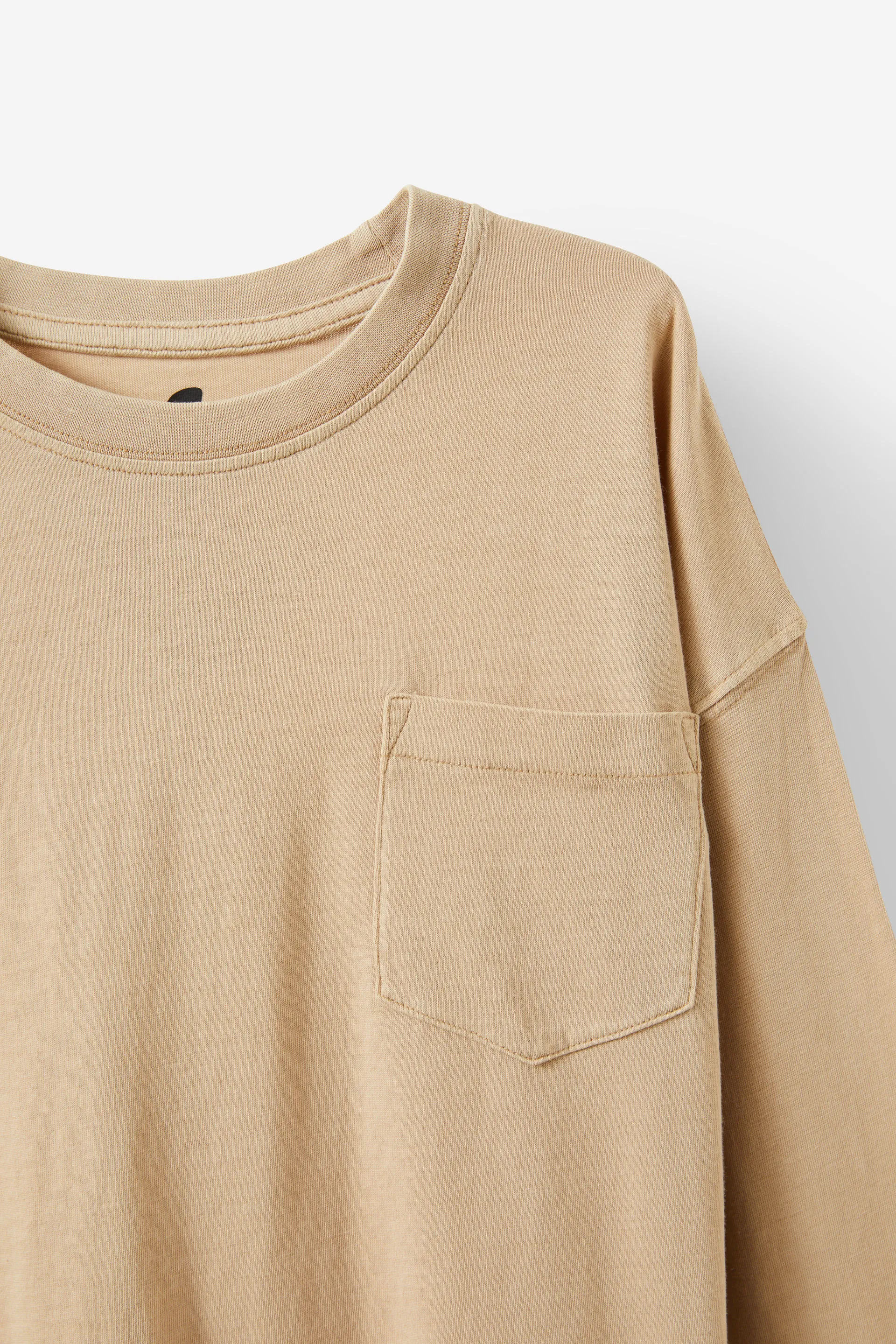 The Essential Long Sleeve Tee semolina wash