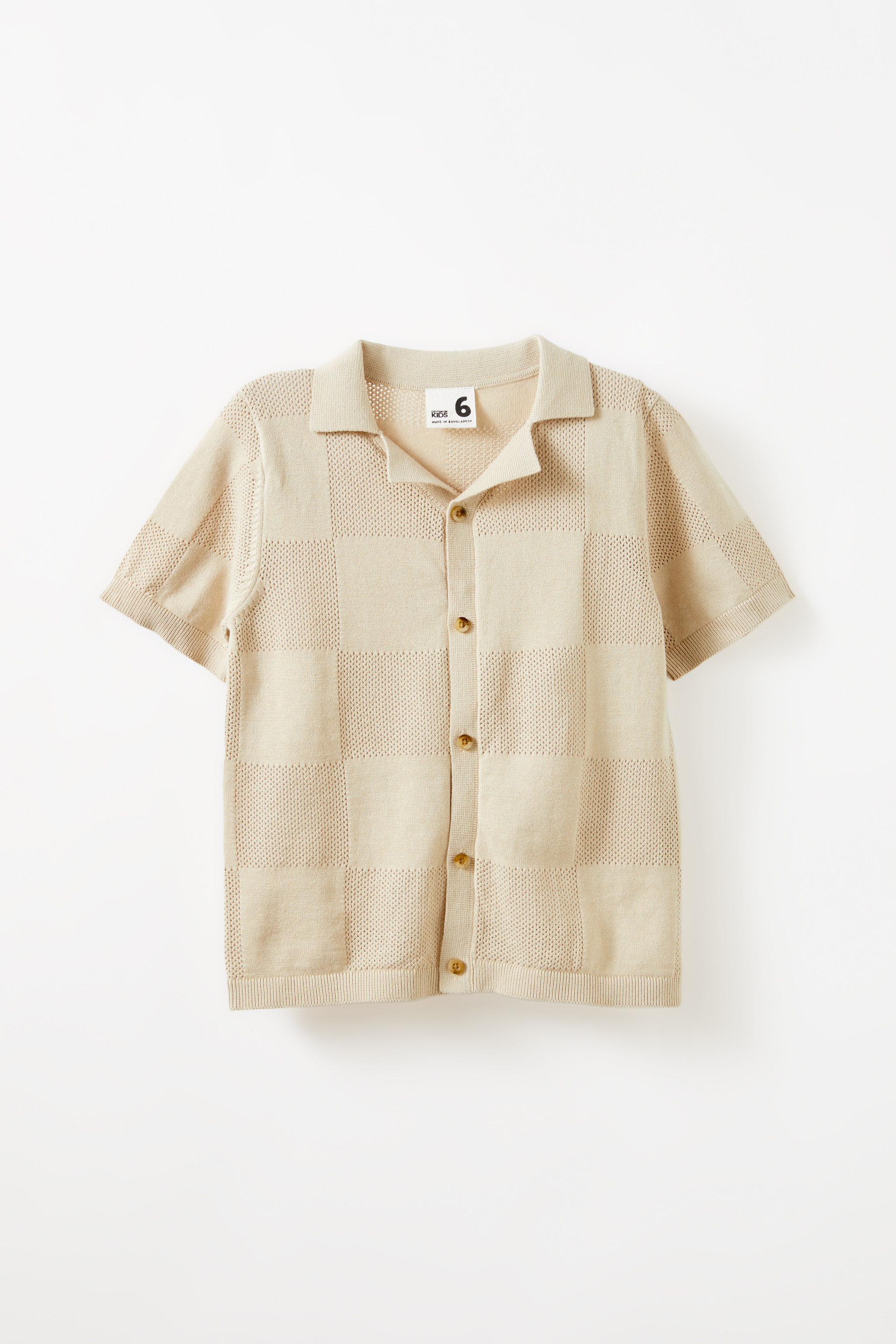 Knitted Short Sleeve Shirt rainy day