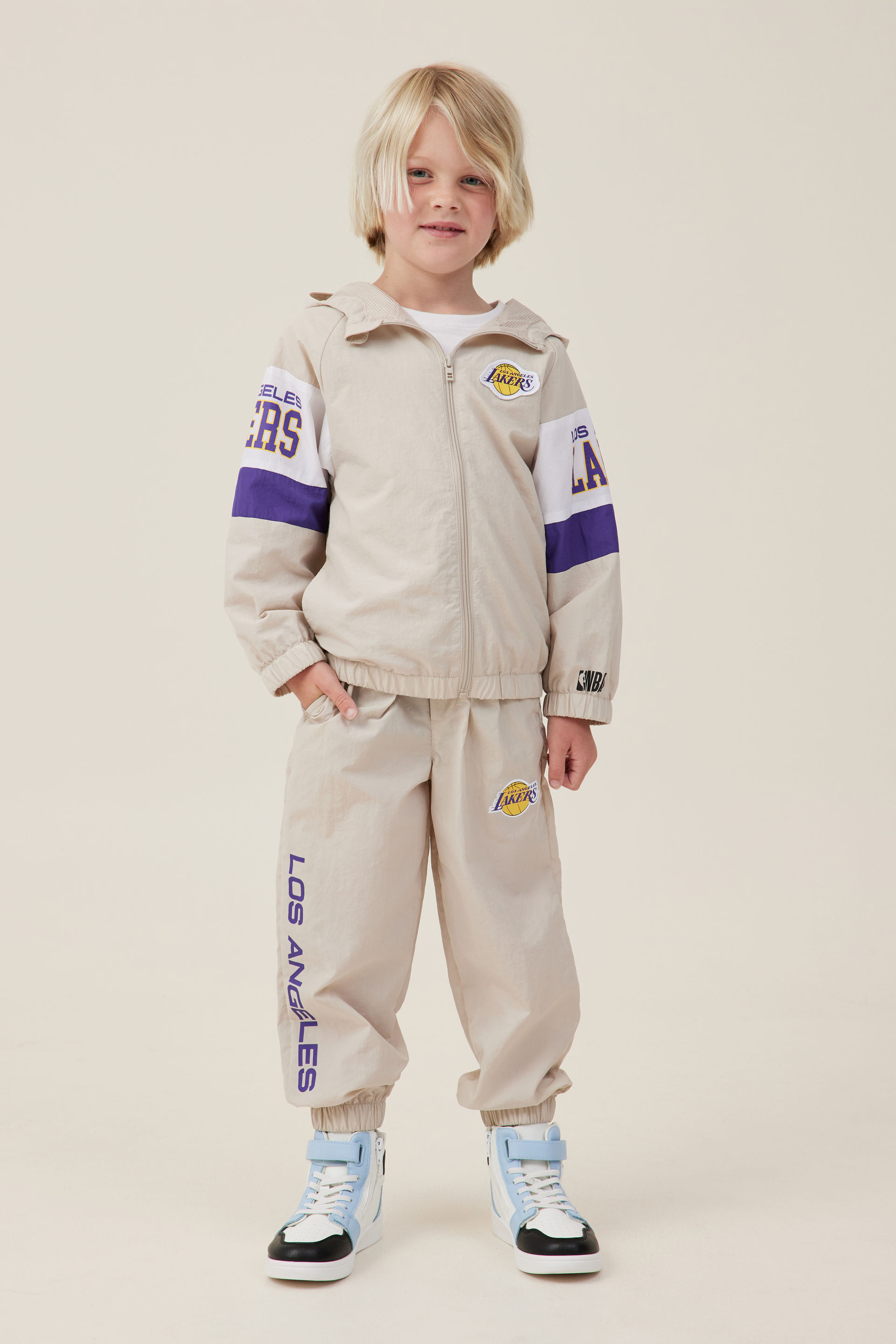 16556-license-spray-pant-lcn-nba-rainy-day-los-angeles-lakers-1.jpg