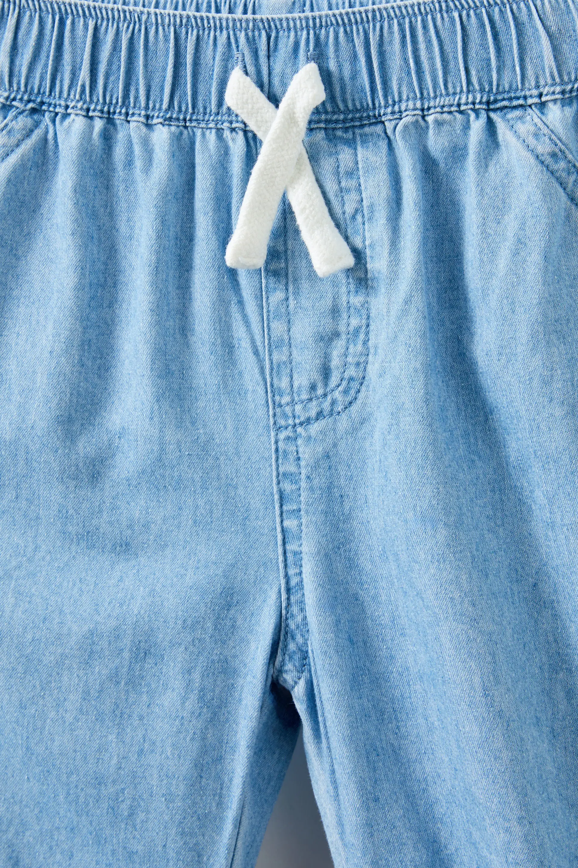 16557-jace-relaxed-pant-light-chambray-wash-1.jpg