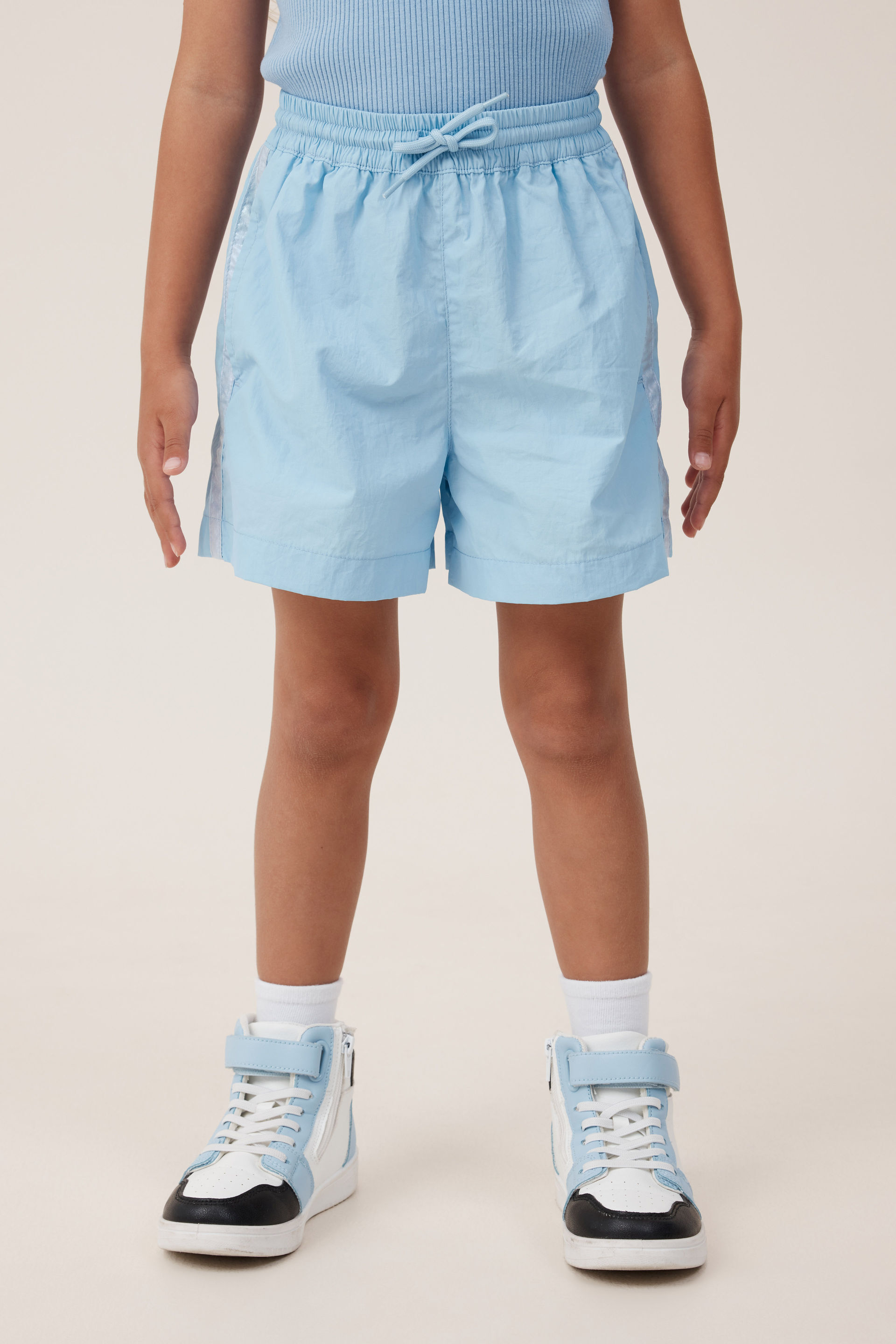 Esther Parachute Short blue metallic