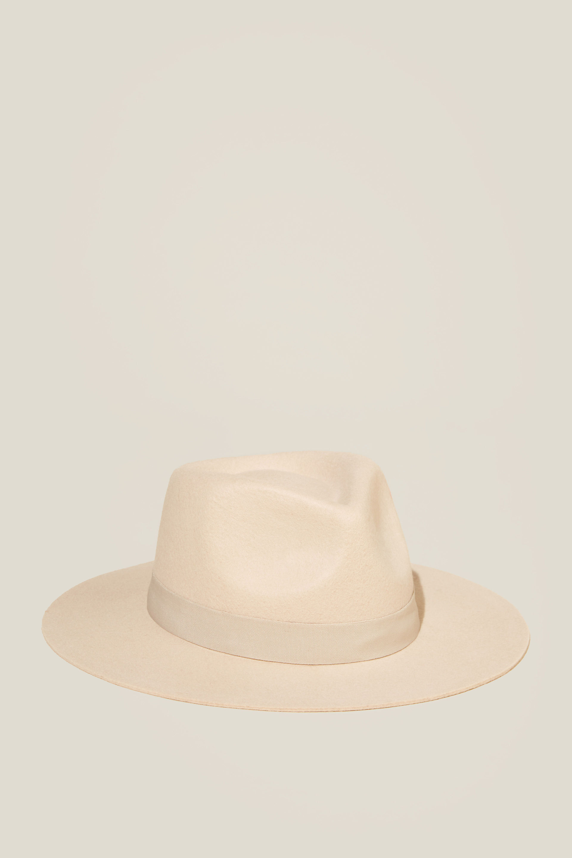 17732-kids-panama-hat-rainy-day-1.jpg