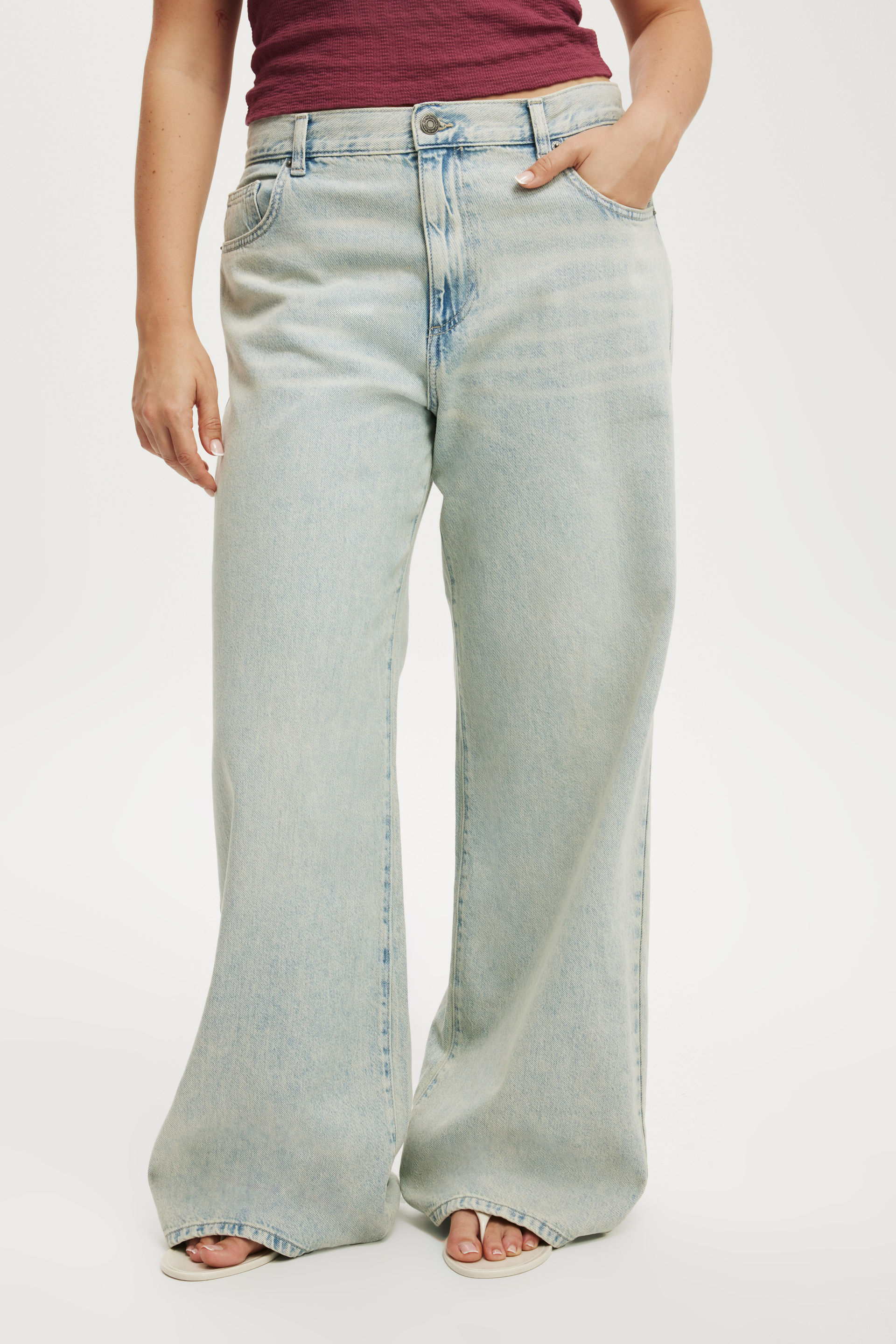 182-relaxed-wide-jean-sundune-blue-1.jpg