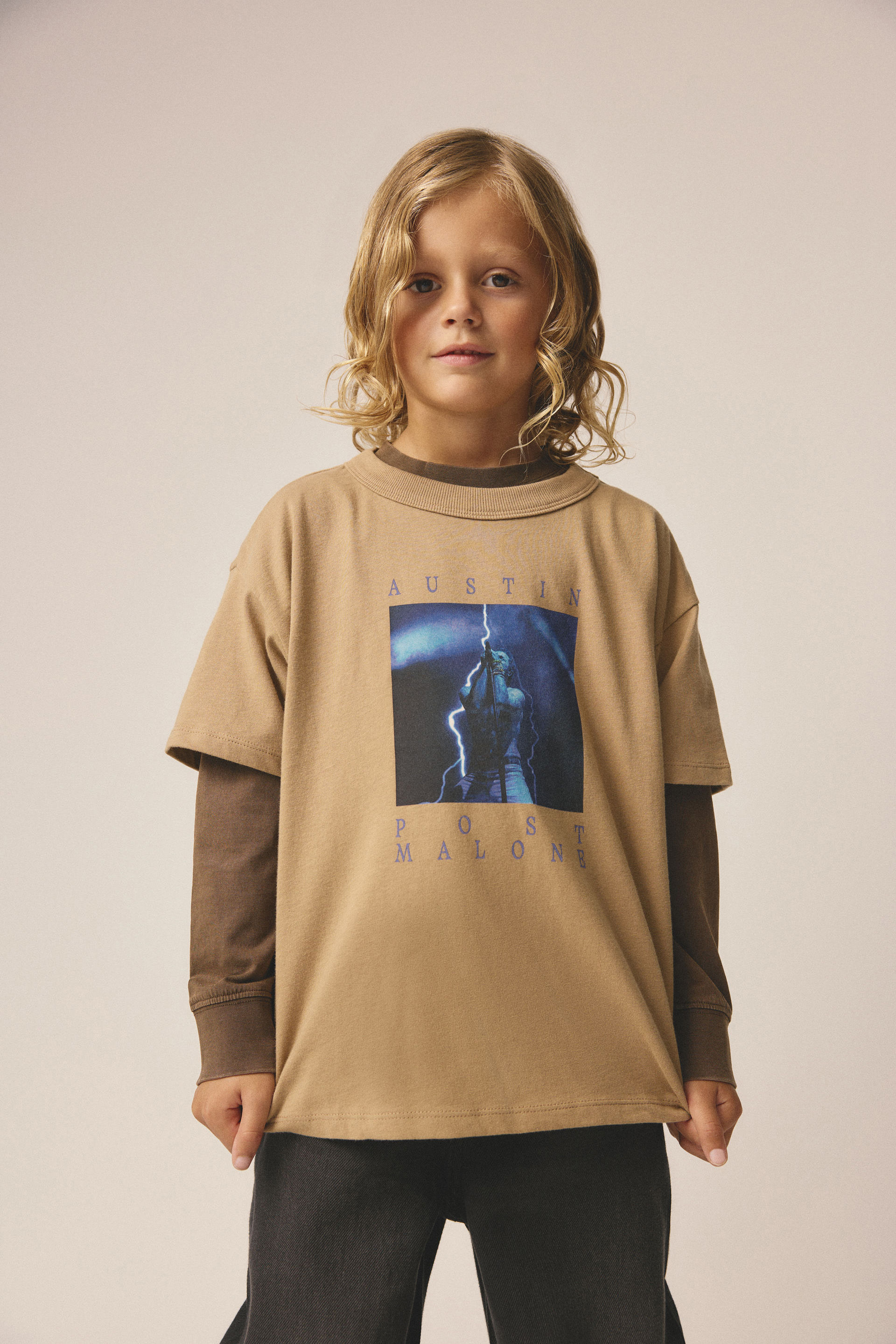 Post Malone Drop Shoulder Short Sleeve Tee lcn bra mocha/post malone