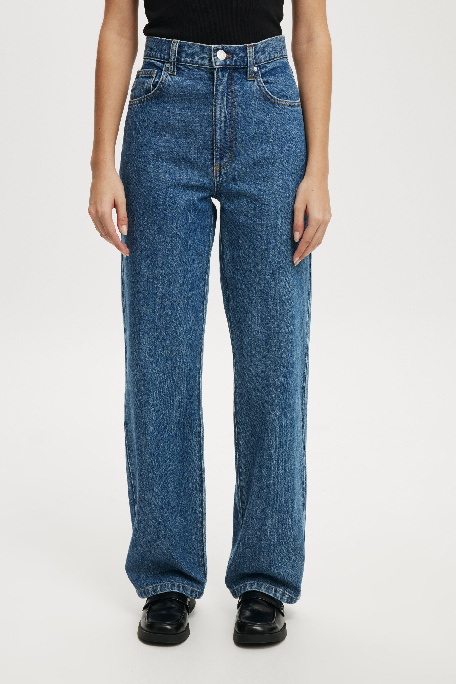 200-loose-straight-jean-sea-blue-1.jpg