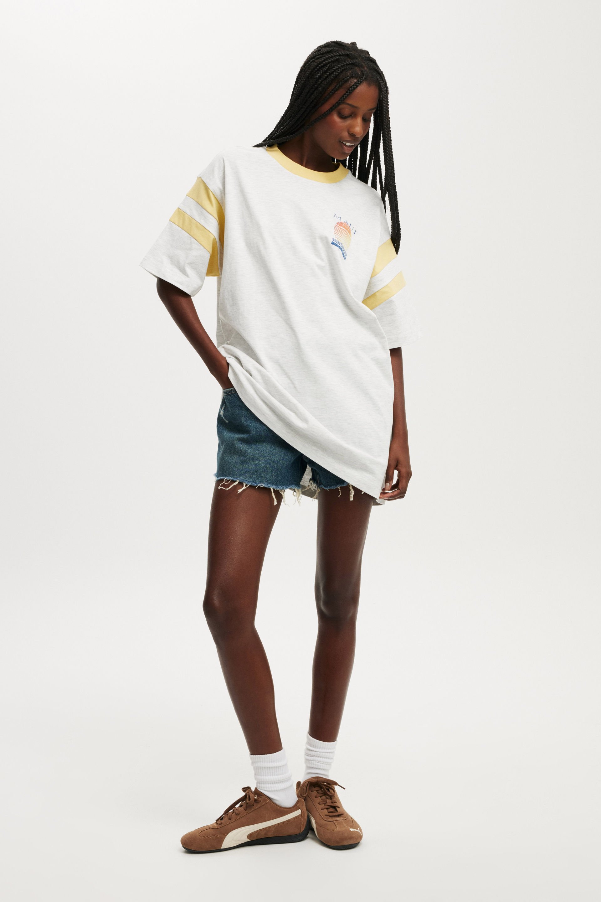 2004-super-oversized-graphic-tee-maui-soft-grey-marle-1.jpg