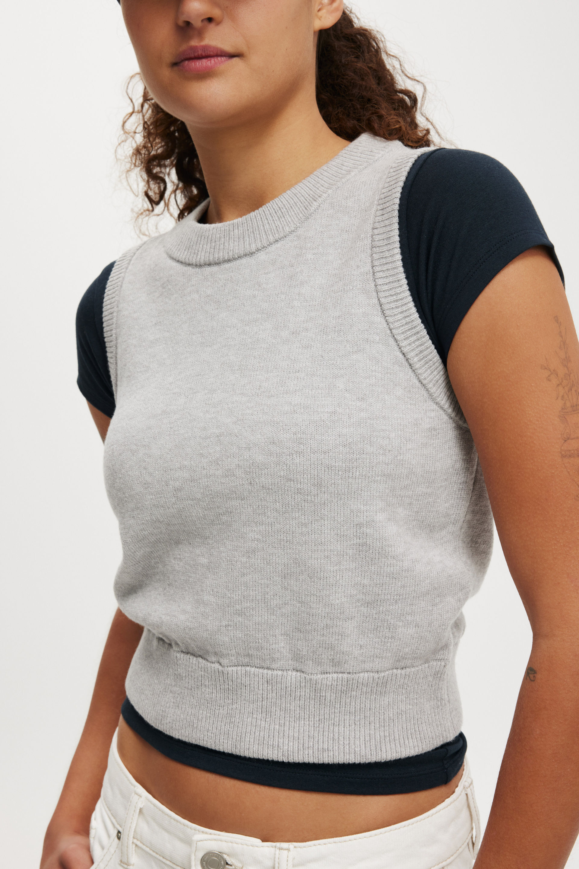 2007-everfine-crew-neck-vest-grey-shadow-marle-1.jpg
