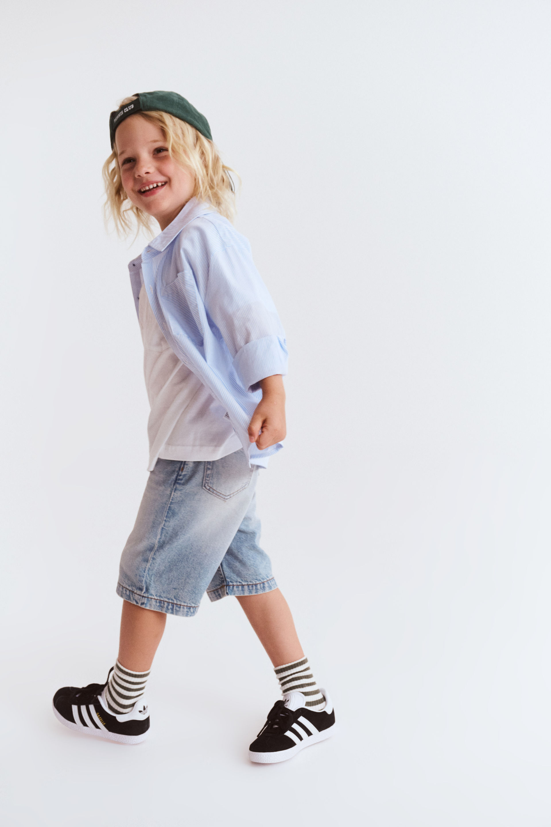 20254-super-baggy-short-airlie-light-blue-1.jpg