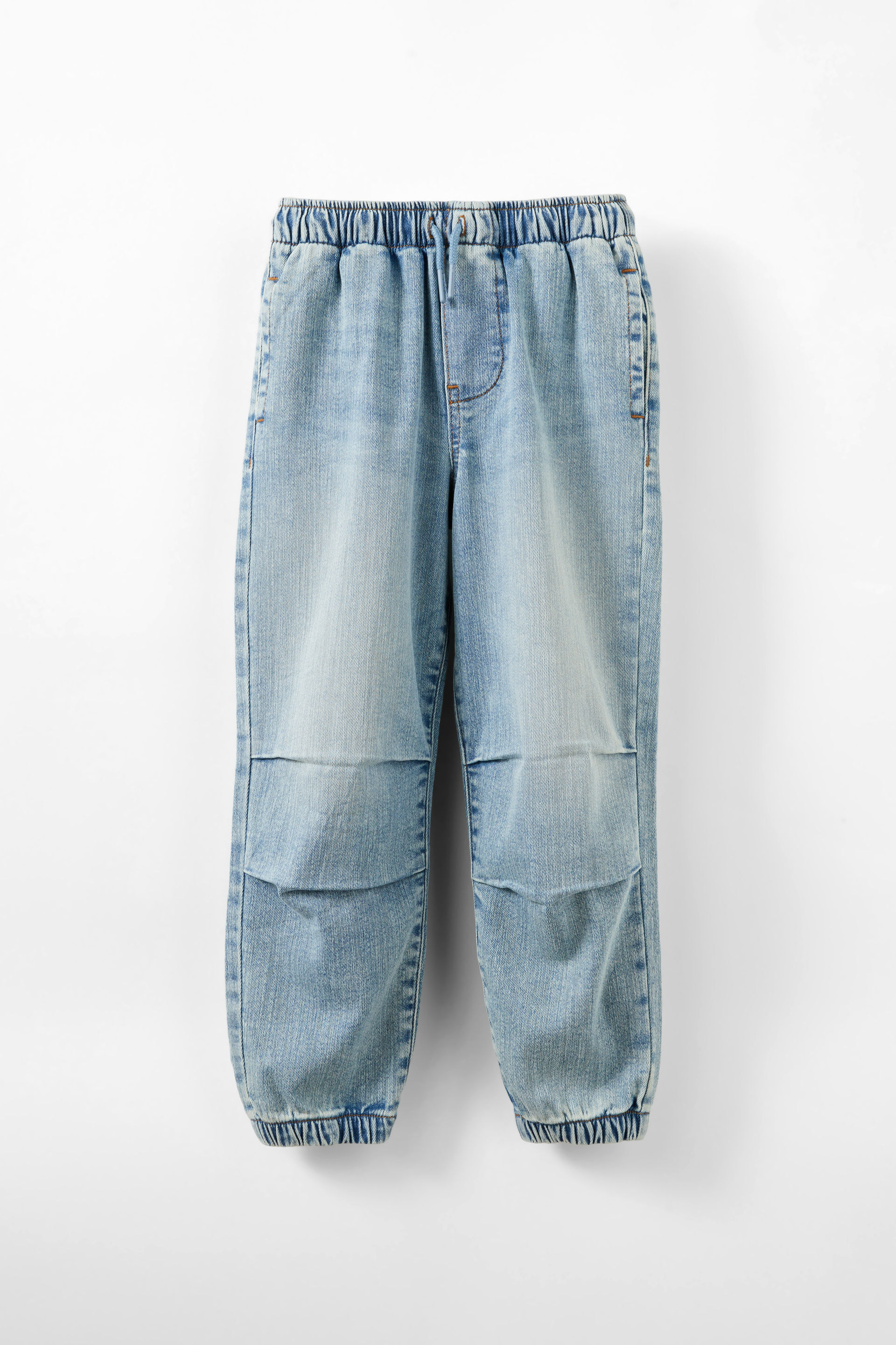 20424-relaxed-jogger-jean-airlie-light-blue-1.jpg