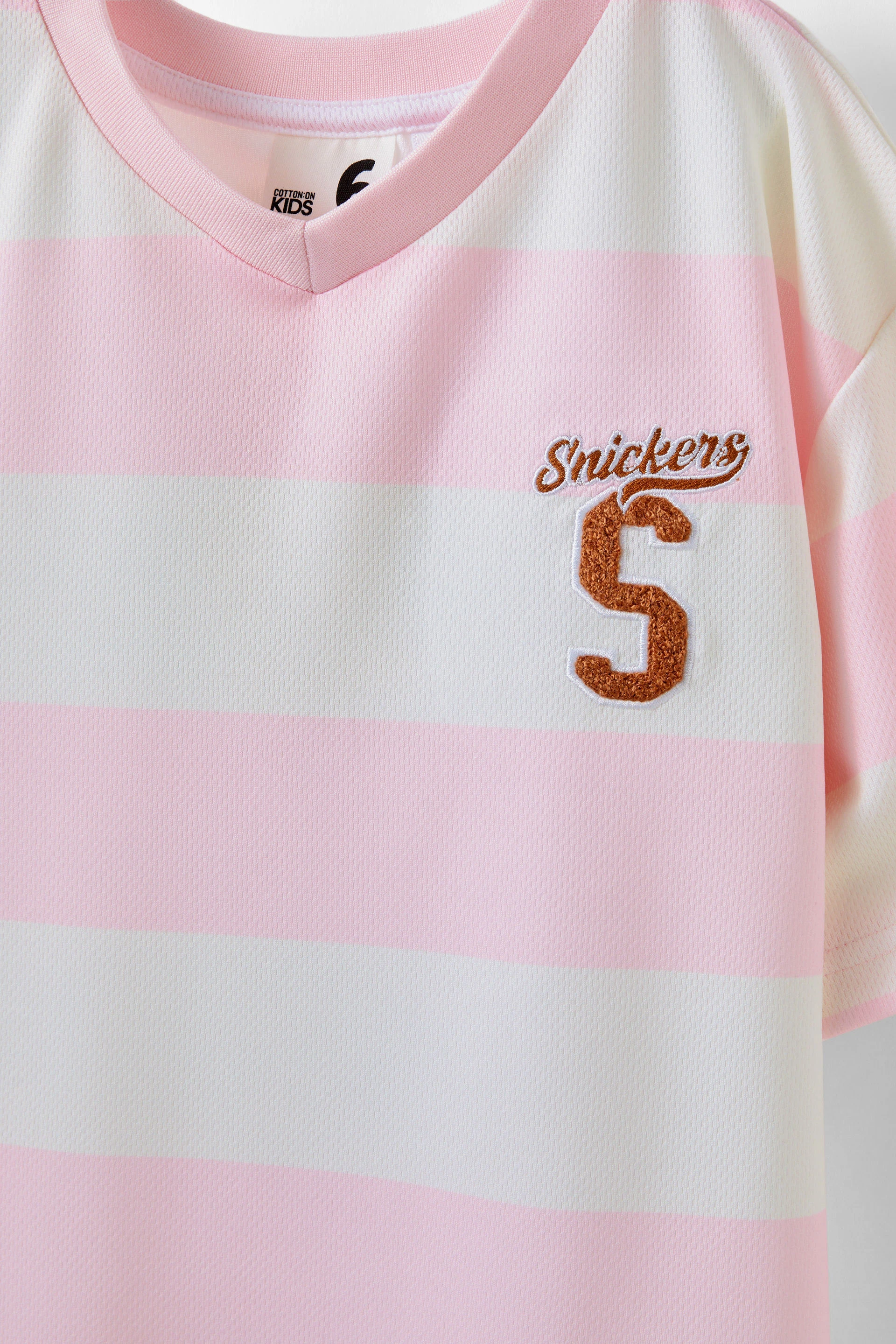20904-bluey-soccer-top-lcn-bluey-snickers-tea-party-pink-1.jpg
