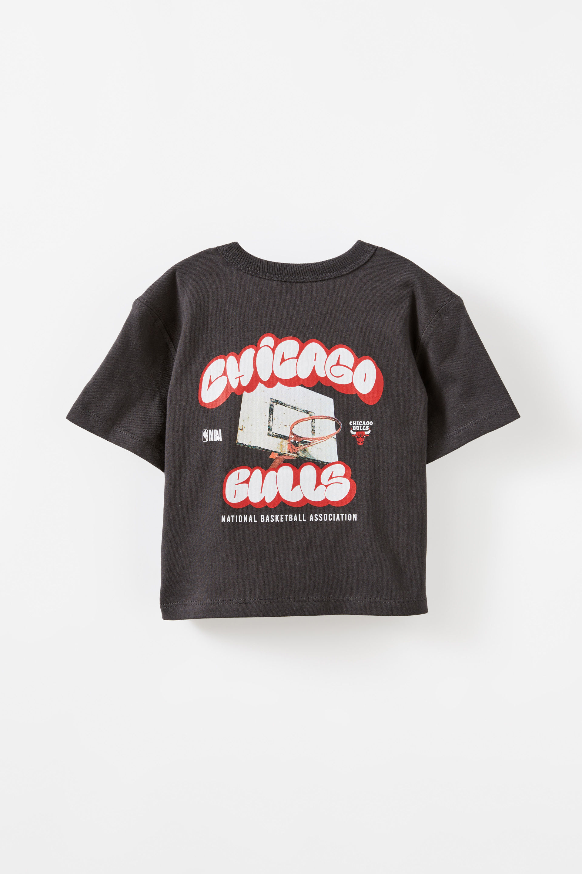 21813-bobbi-short-sleeve-lcn-tee-lcn-nba-phantom-chicago-bulls-hoop-1.jpg