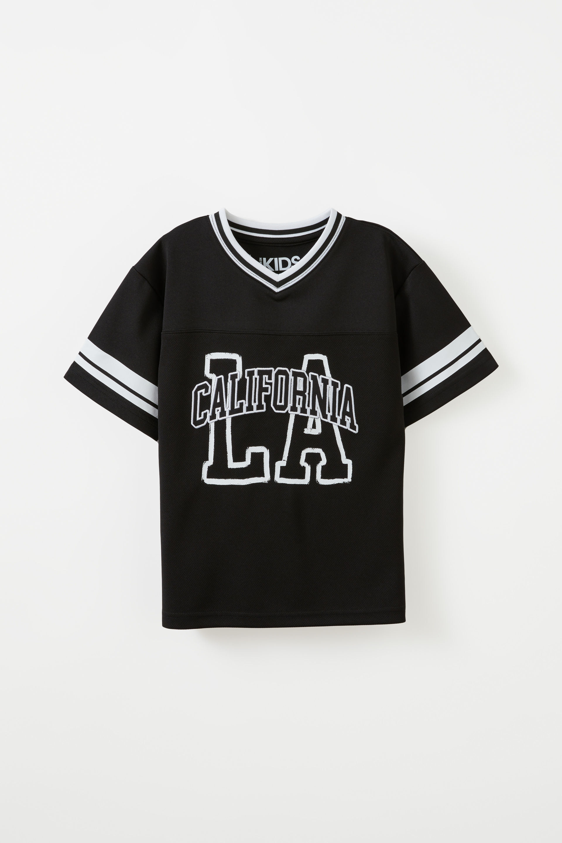 22096-short-sleeve-sport-v-neck-tee-black-california-1.jpg