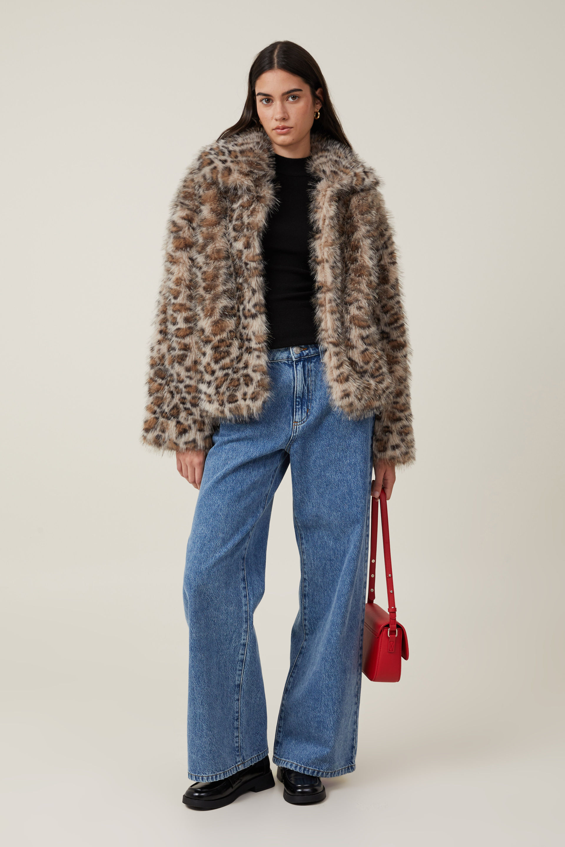 2210-mimi-faux-fur-jacket-leopard-1.webp