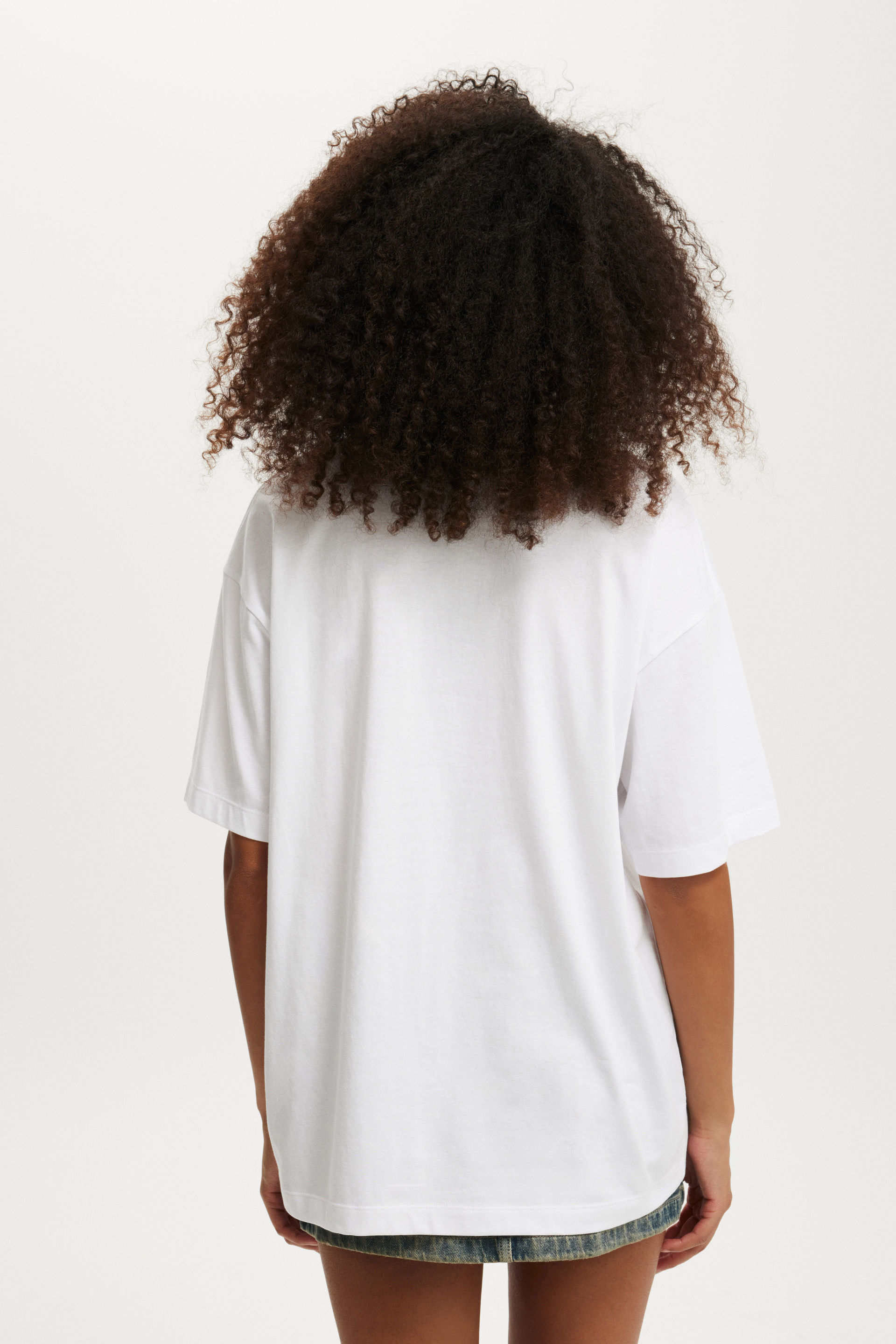 2215-the-lcn-boxy-graphic-tee-lcn-br-martu-shapes-white-1.jpg