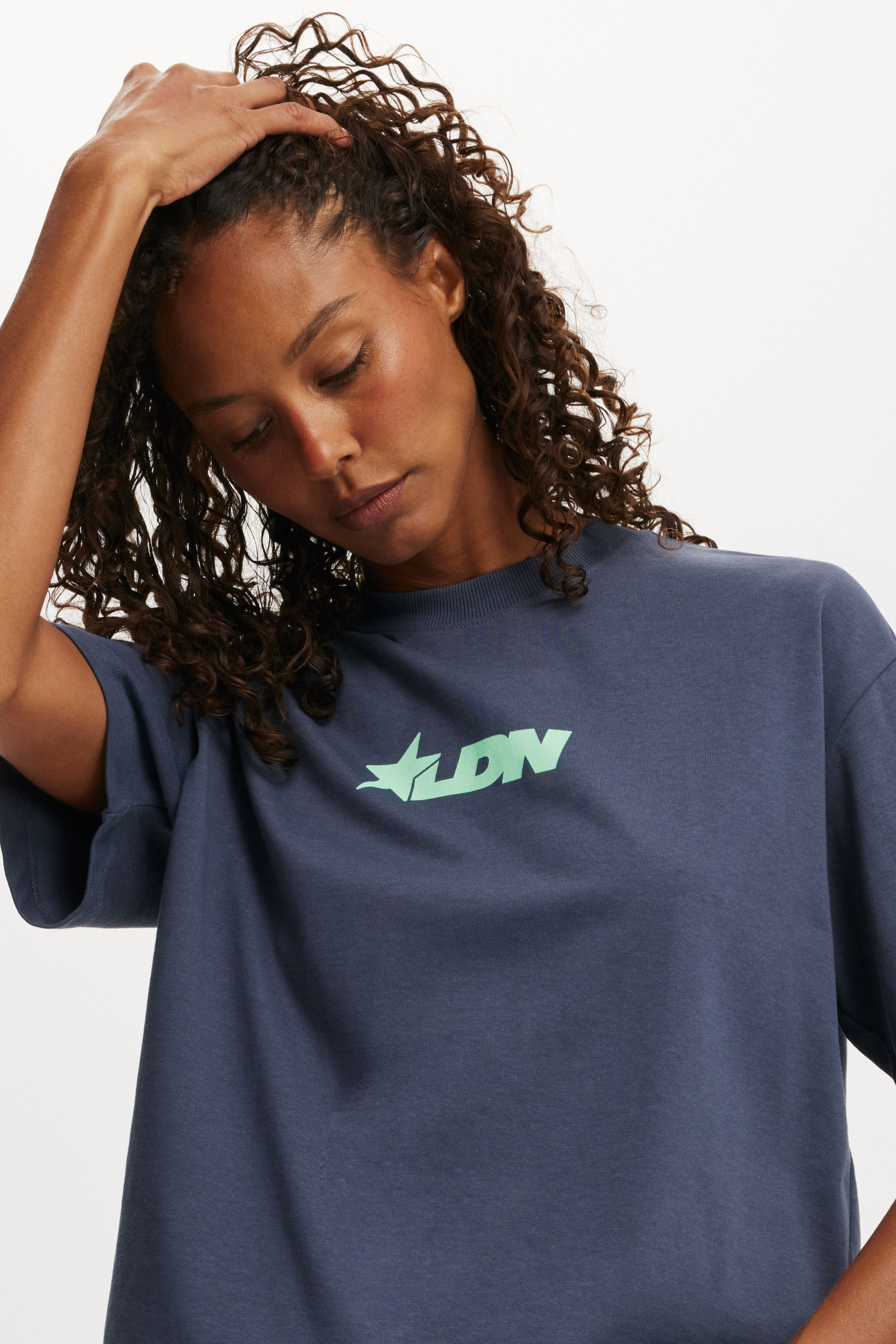 22278-the-premium-boxy-graphic-tee-london-collegiate-navy-1.jpg