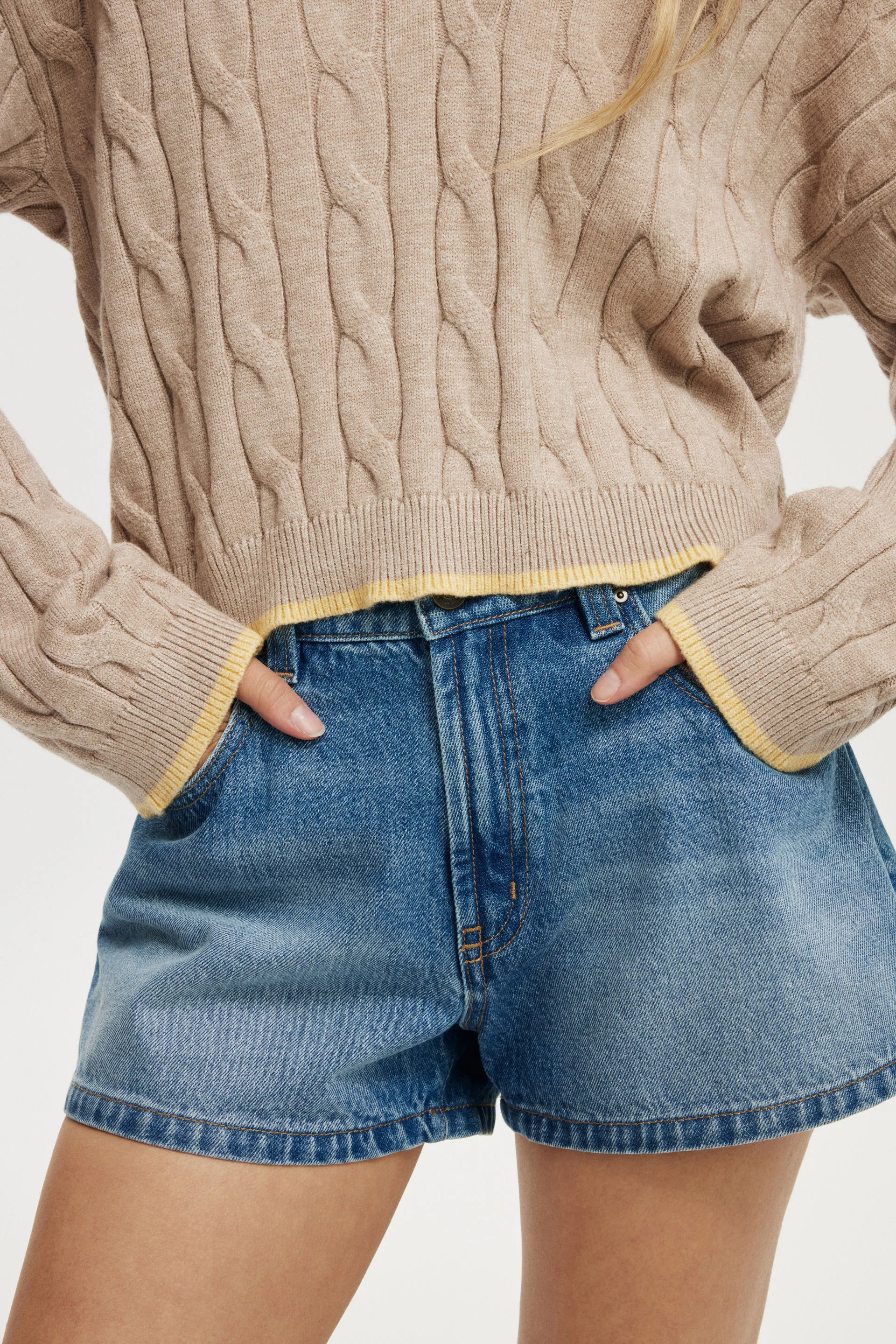 2378-luxe-collar-sweater-acorn-marle-yellow-tipping-1.jpg