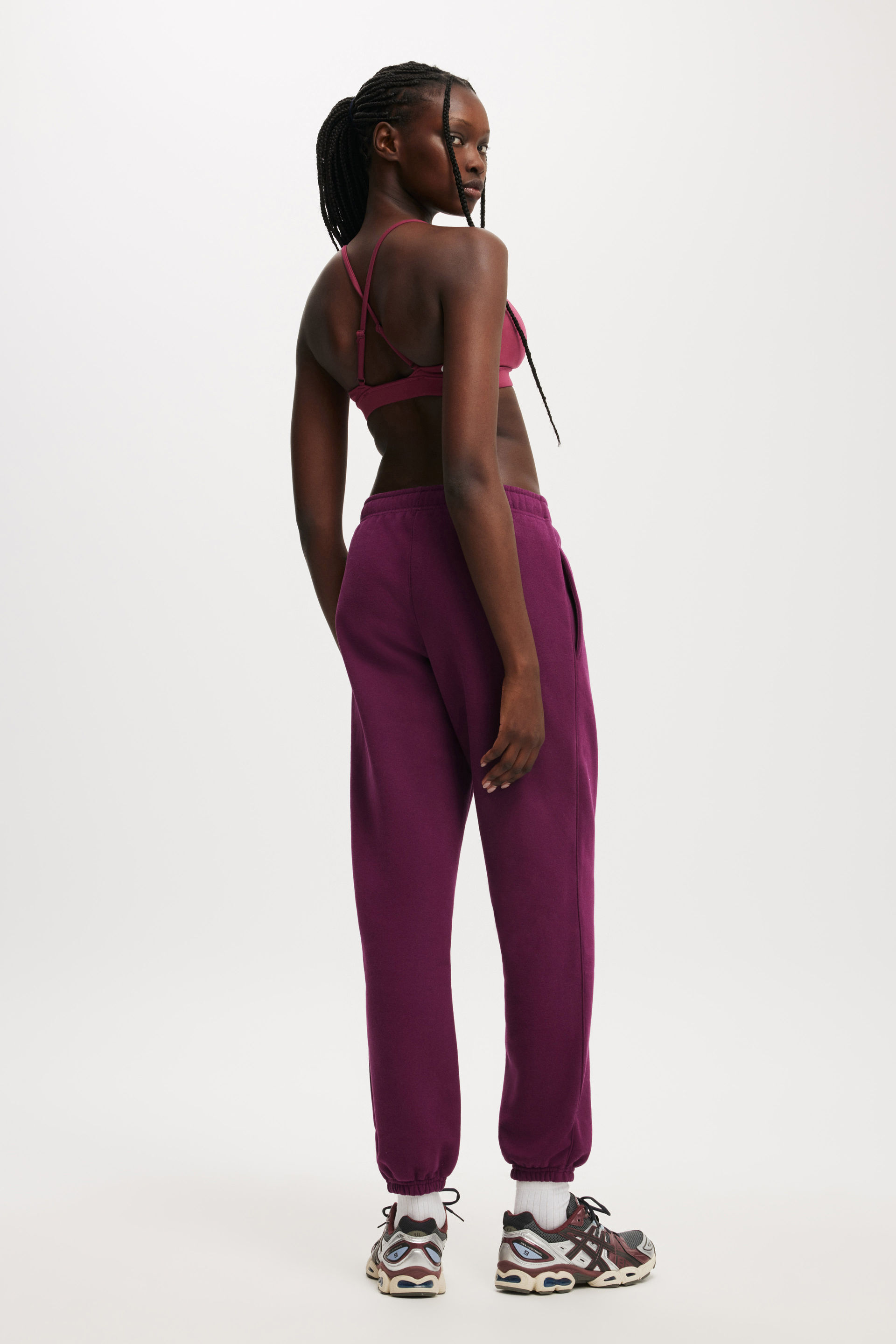 24071-plush-essential-gym-sweatpant-grape-juice-1.jpg