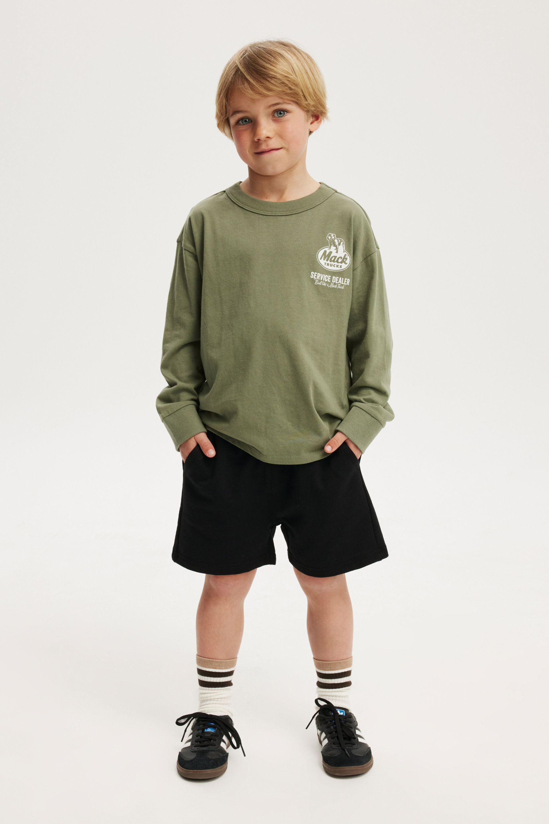 Henry Slouch Short black core