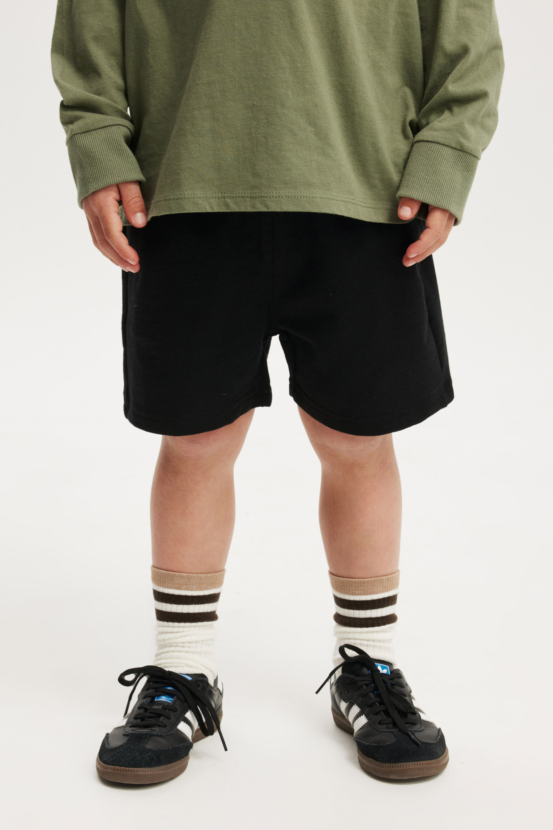 Henry Slouch Short black core