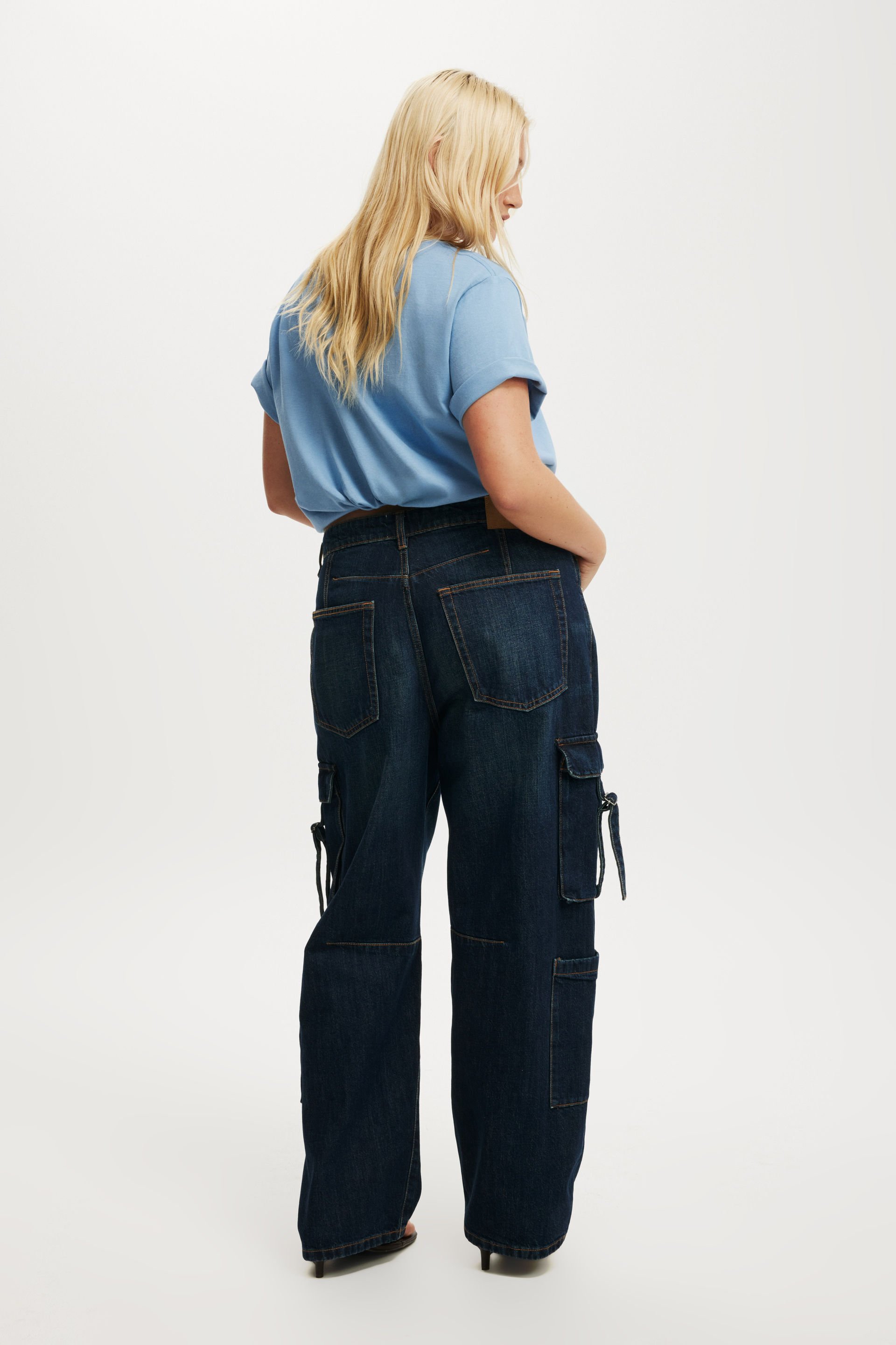 2463-barrel-jean-cargo-era-blue-1.jpg