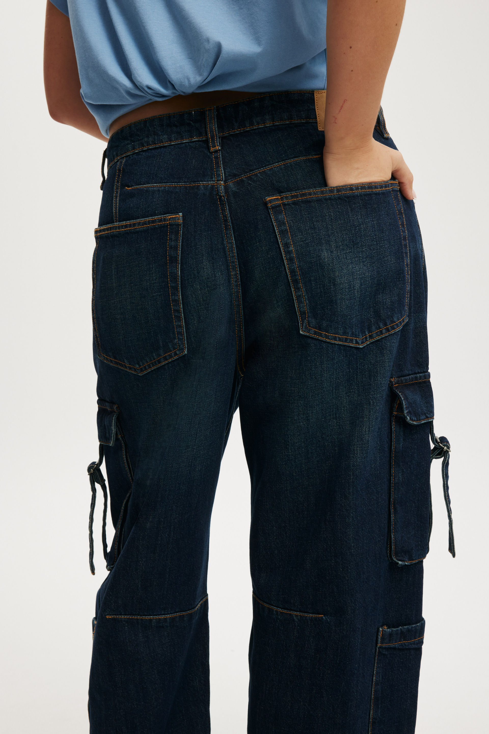 2463-barrel-jean-cargo-era-blue-1.jpg