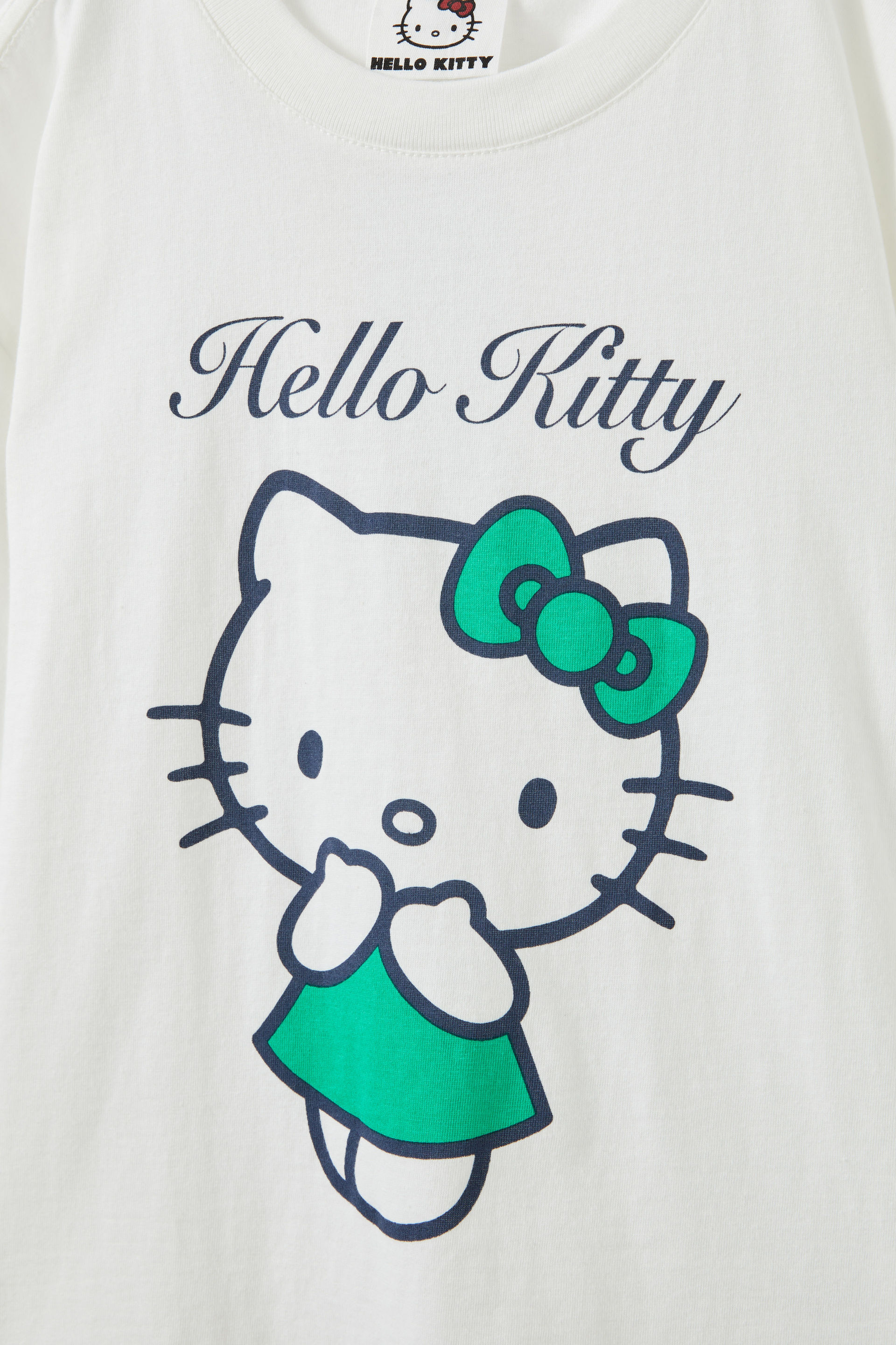 25870-hello-kitty-drop-shoulder-short-sleeve-tee-lcn-san-hello-kitty-vanilla-green-dress-1.jpg