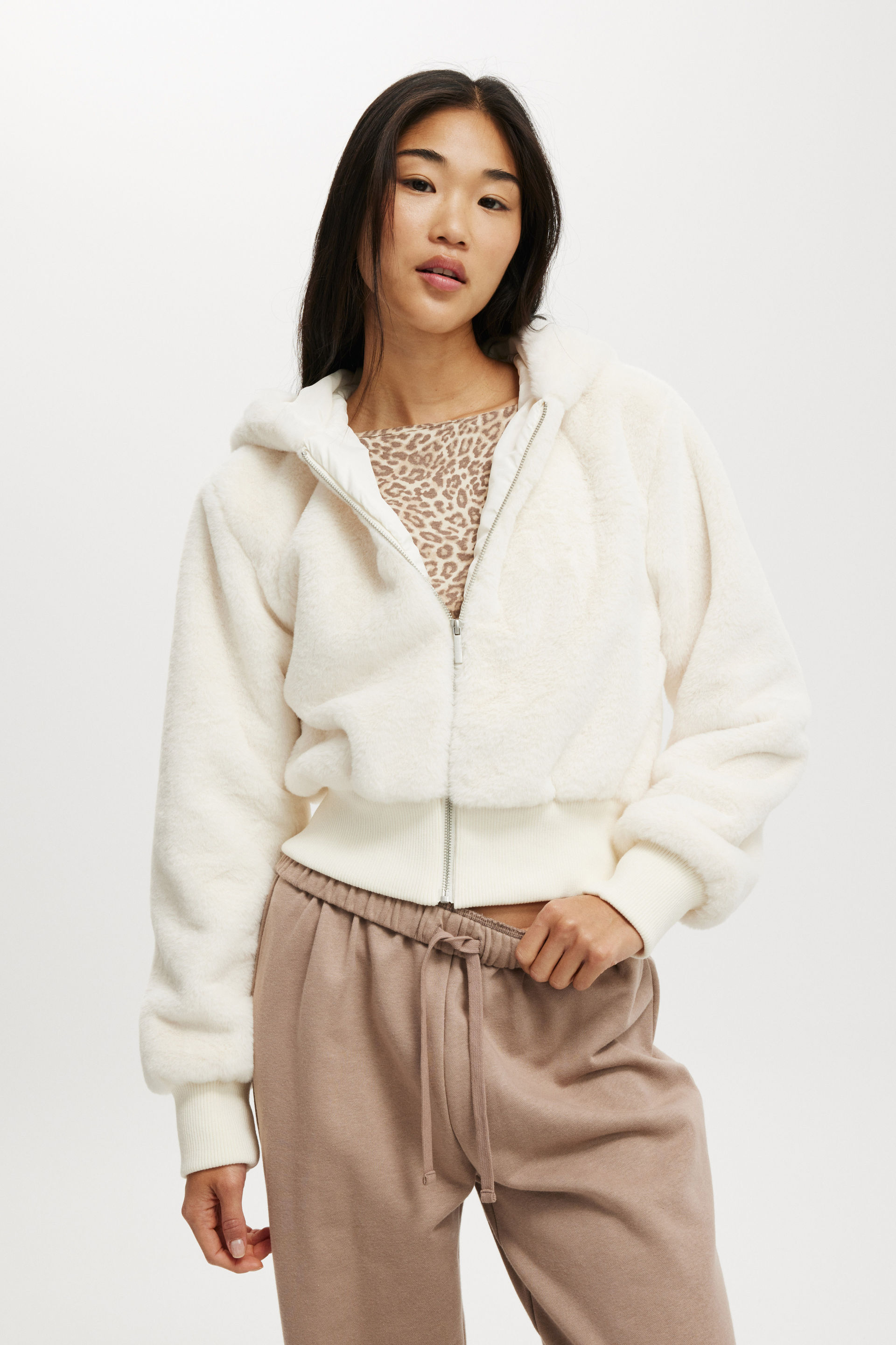 Teddy Hooded Jacket creme fraiche