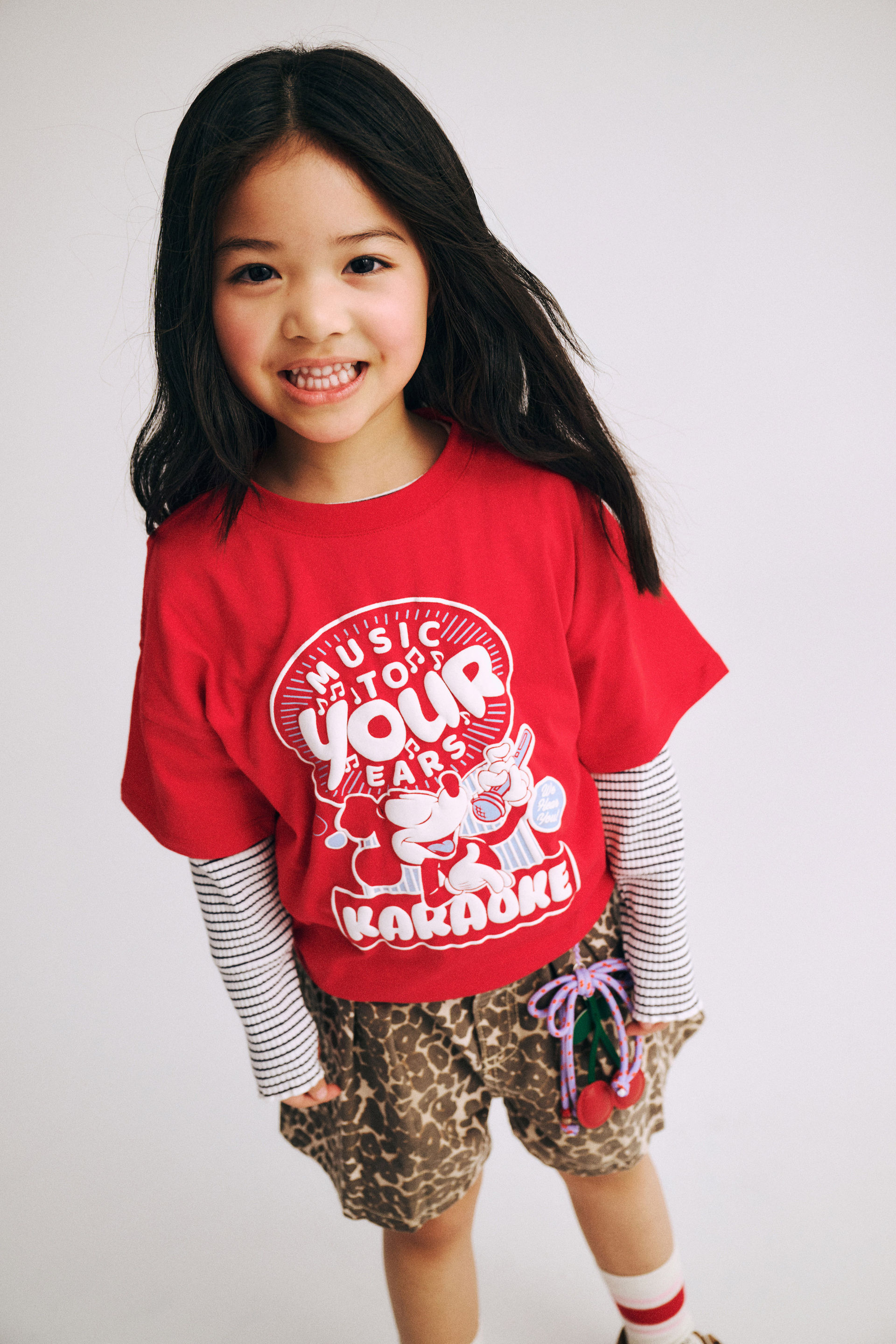 Mickey Mouse Drop Shoulder Short Sleeve Tee lcn dis mickey music to your ears/varsity red