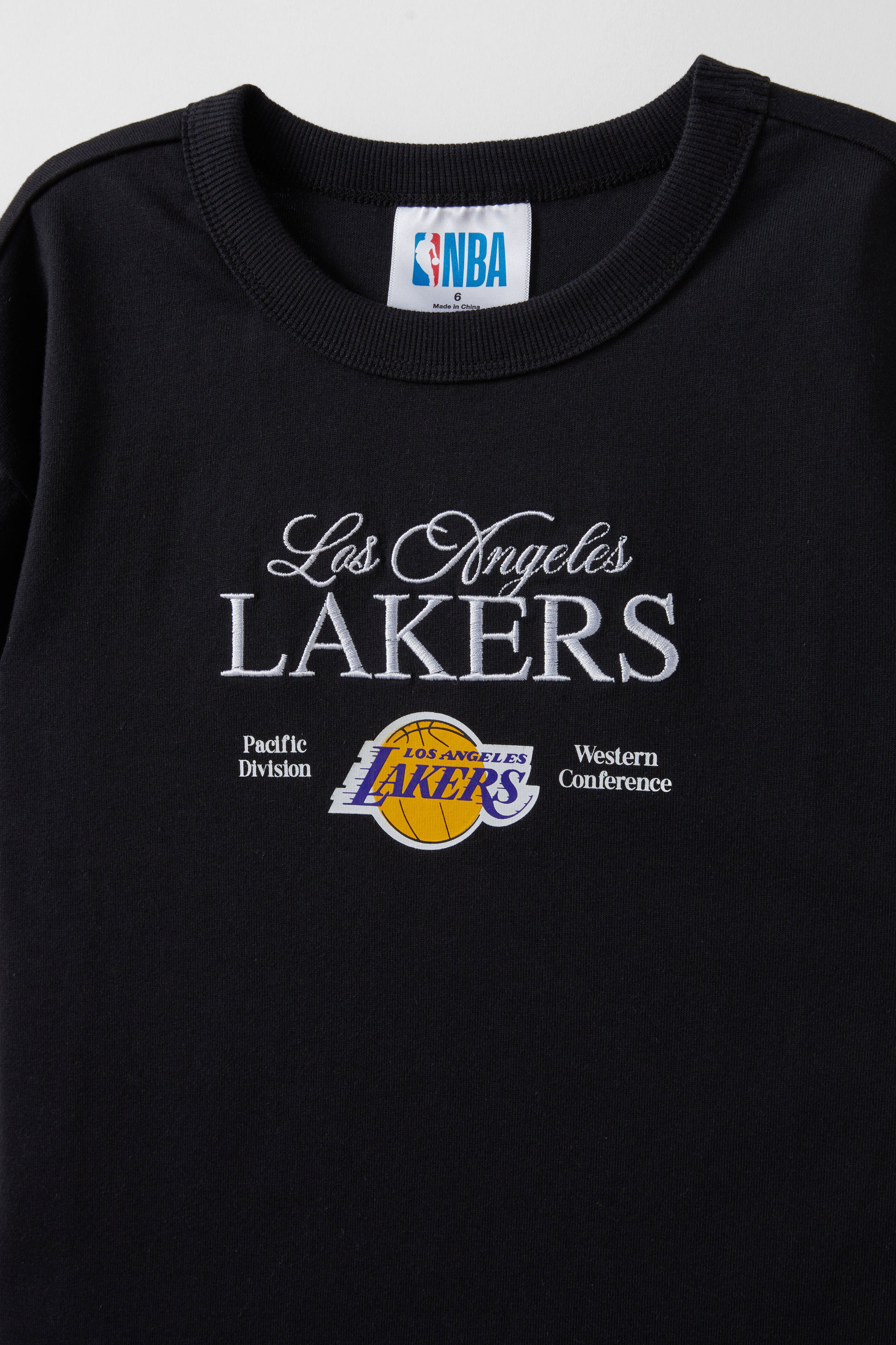 28388-nba-la-lakers-drop-shoulder-short-sleeve-tee-lcn-nba-black-lakers-team-1.jpg