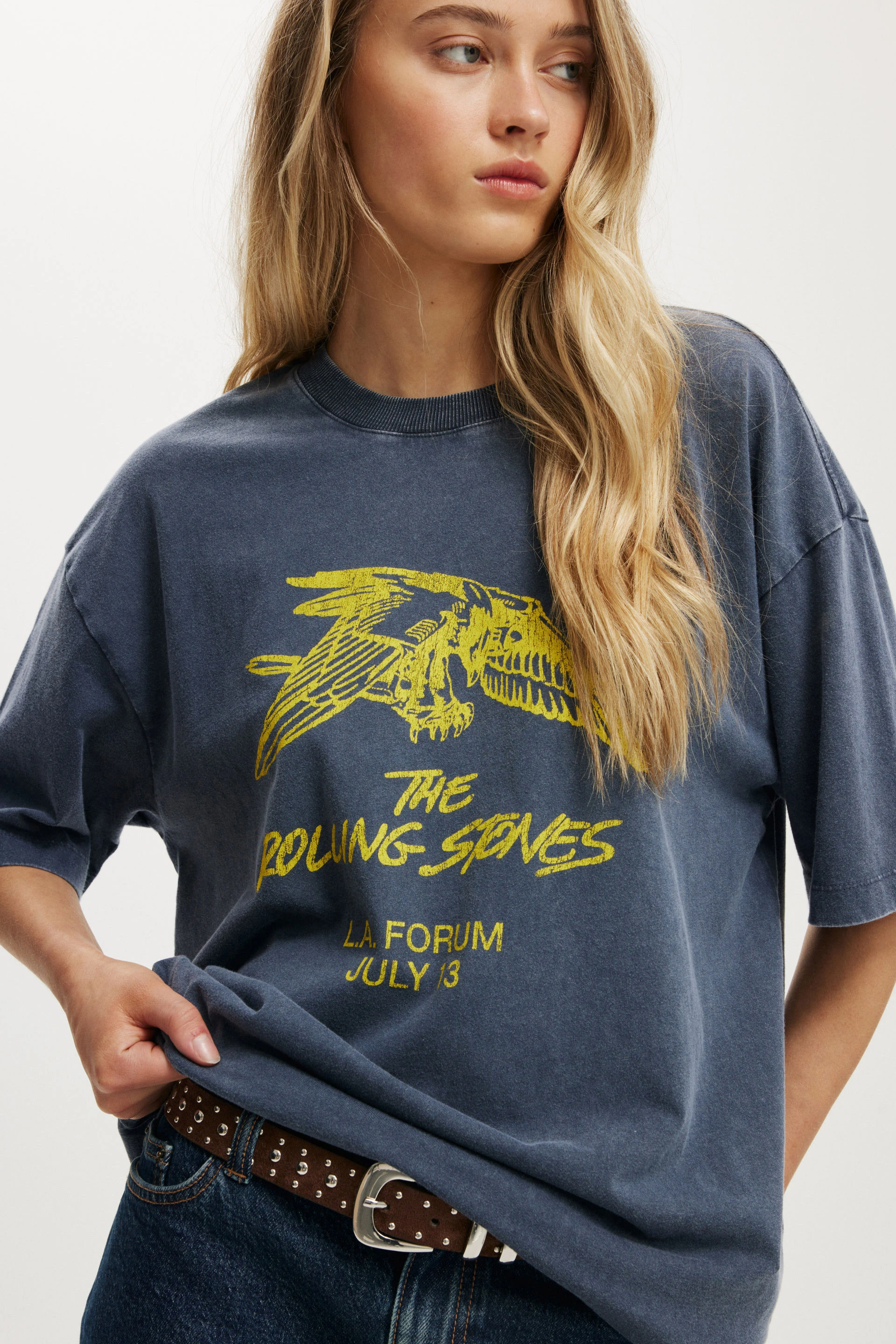 2904-the-lcn-music-boxy-graphic-tee-lcn-br-rolling-stones-la-friday-live-collegi-1.jpg