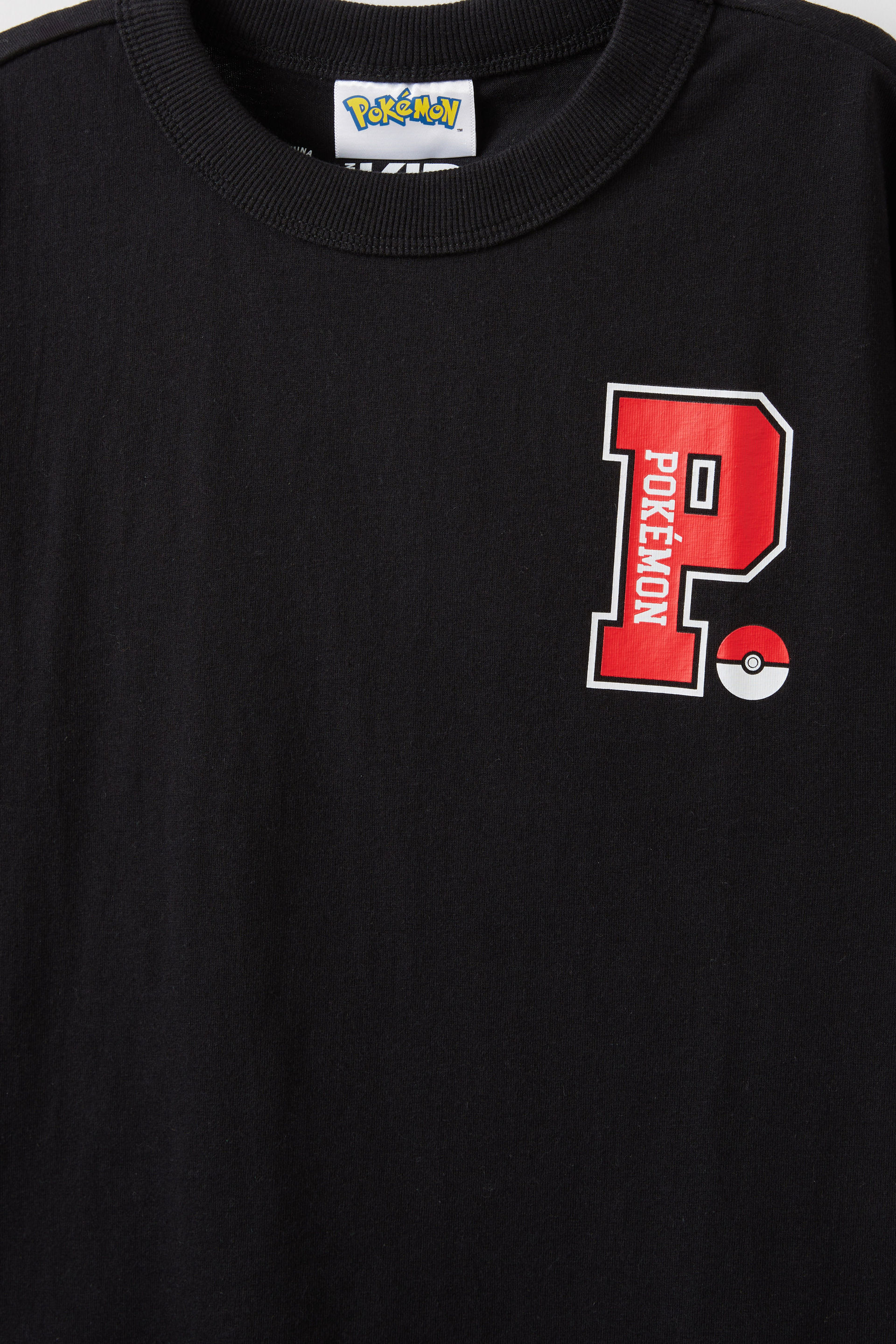 29363-pok-eacute-mon-drop-shoulder-short-sleeve-tee-lcn-pok-black-pokemon-gotta-catch-em-all-1.jpg