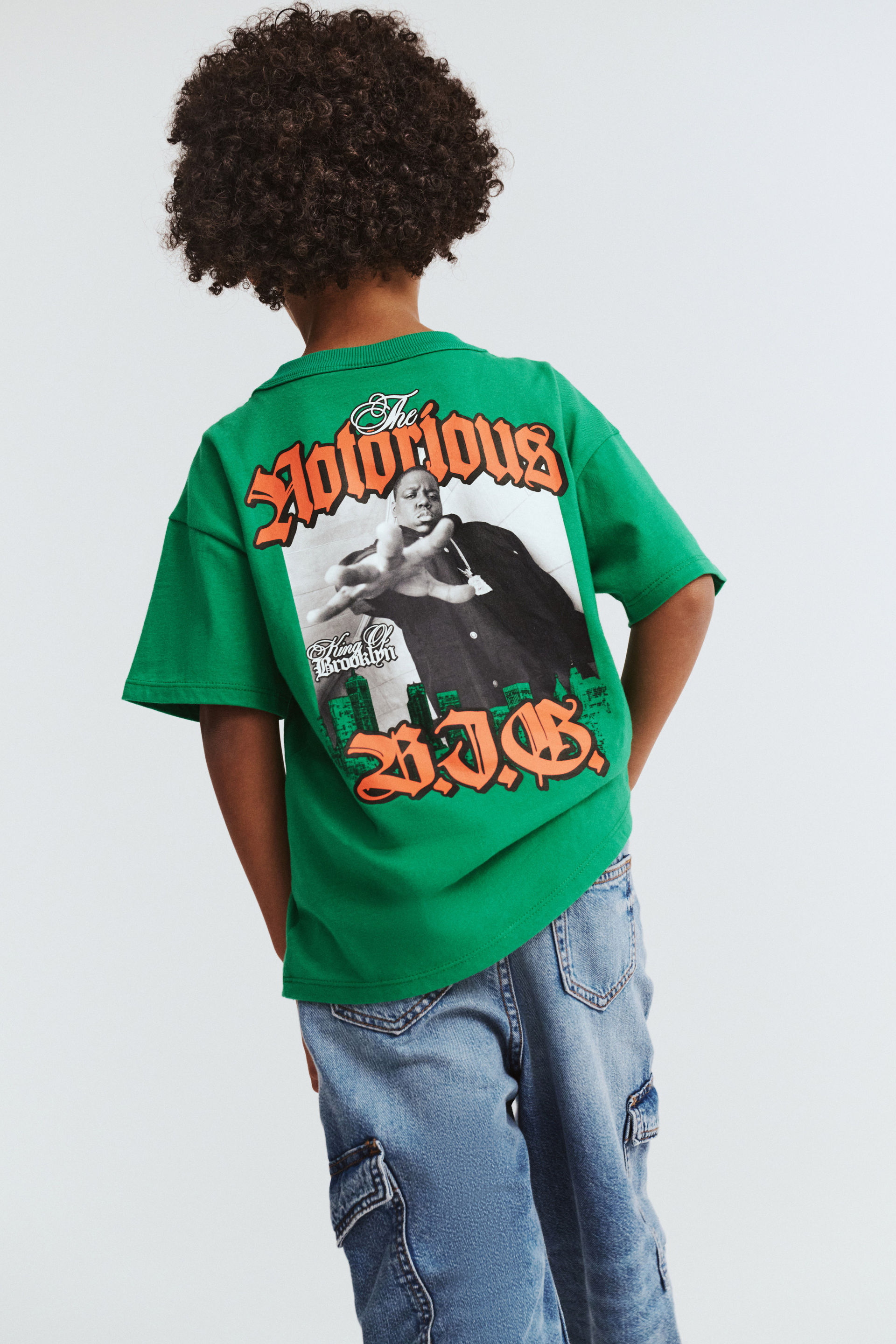 30263-notorius-b-i-g-drop-shoulder-short-sleeve-tee-lcn-mt-island-green-notorious-biggie-1.jpg