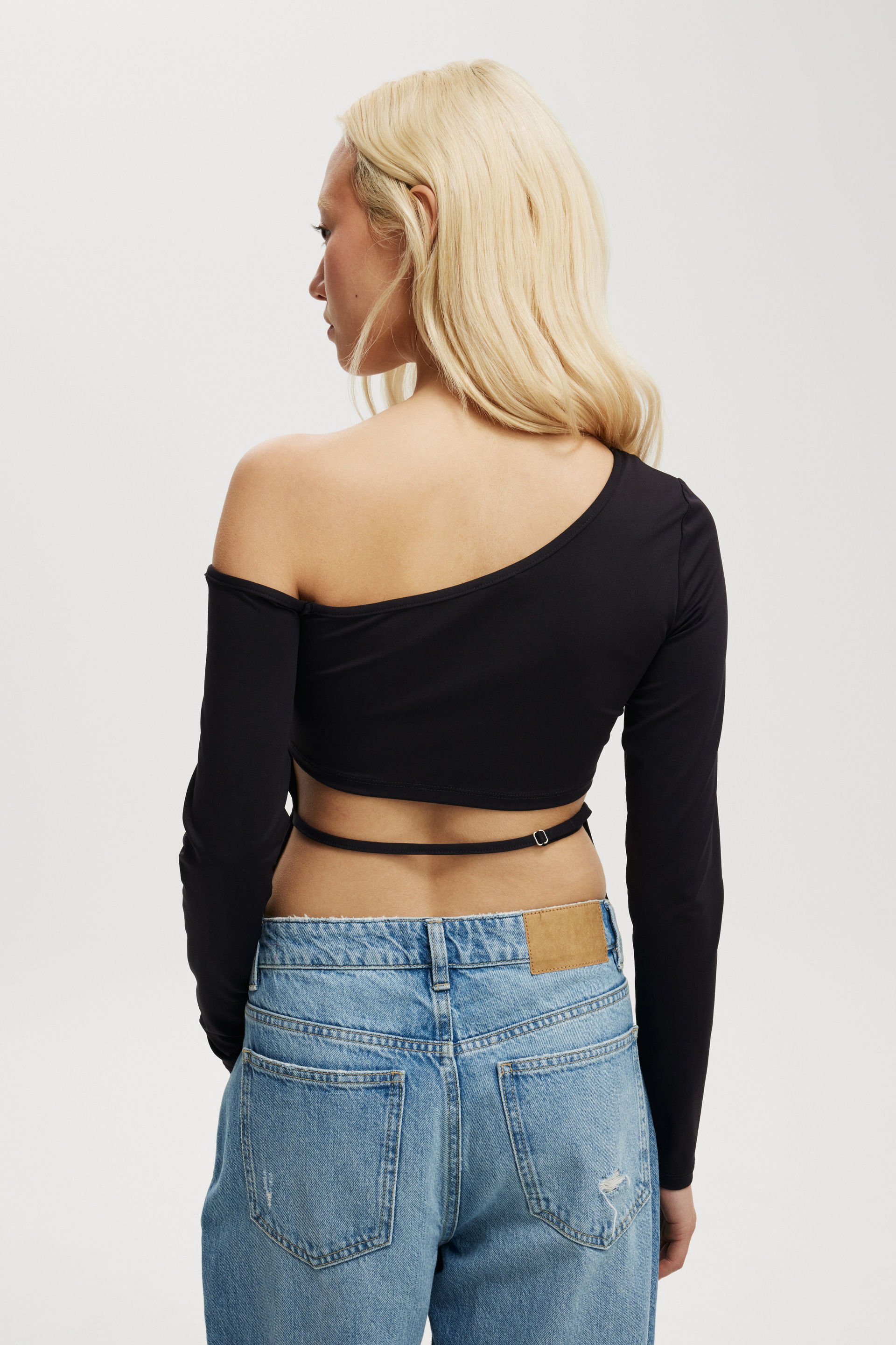 3035-blair-open-back-long-sleeve-top-black-1.jpg